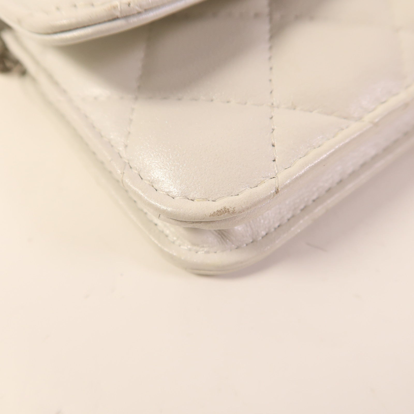 CHANEL CC Wallet On Chain Shoulder Bag Calfskin Leather White