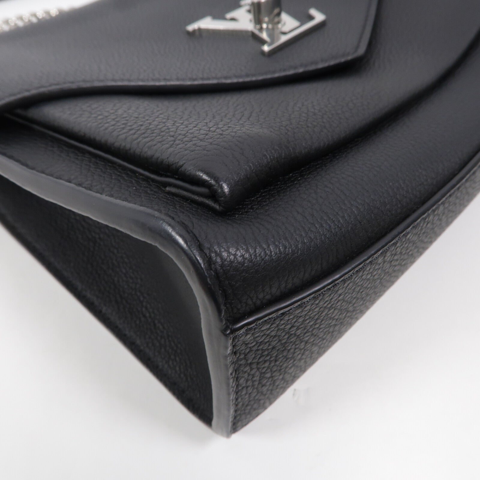 LOUIS VUITTON 牛皮皮革Mylockme銀扣鏈帶肩背袋