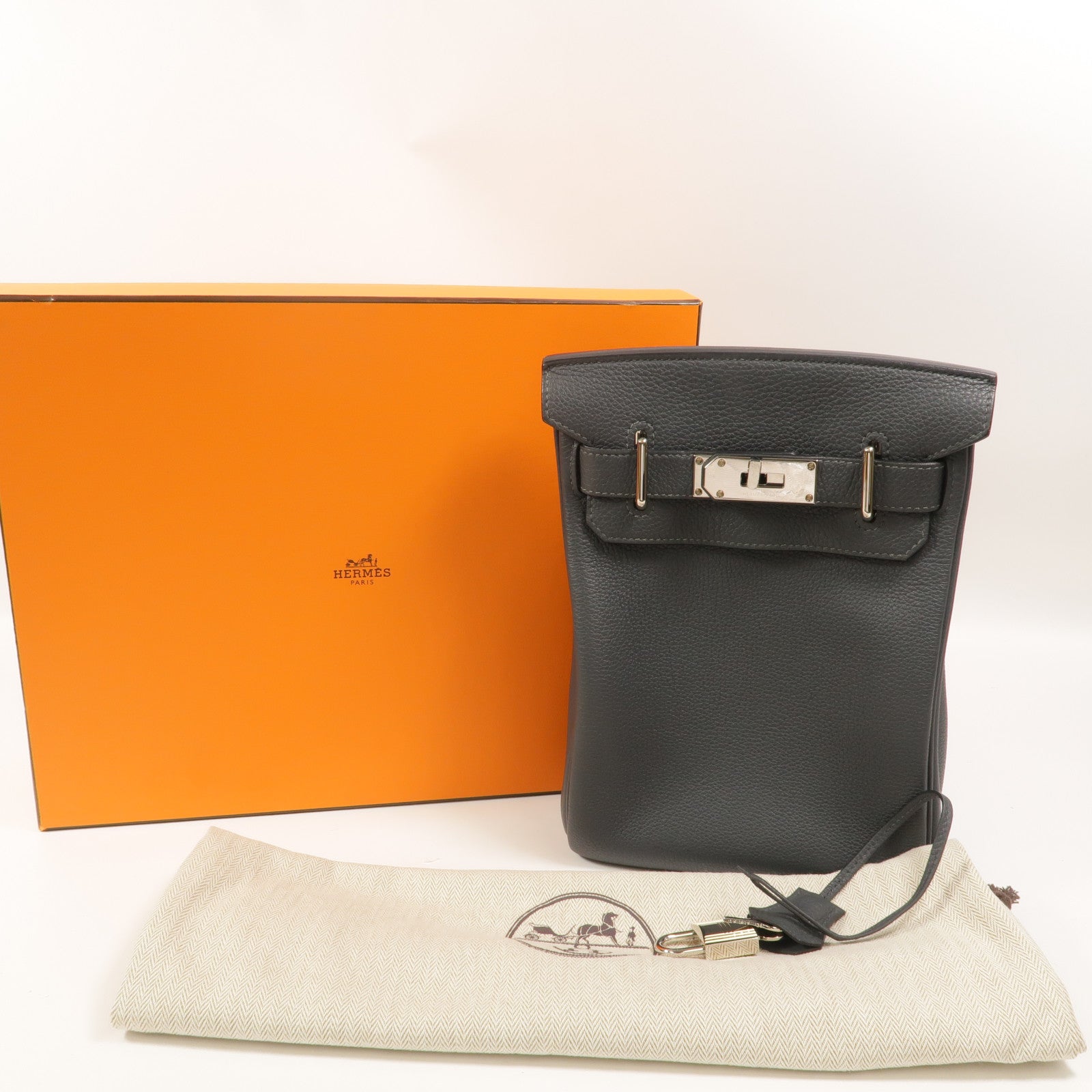 HERMES Togo皮革Hac A Dos PM背包Gris Misty