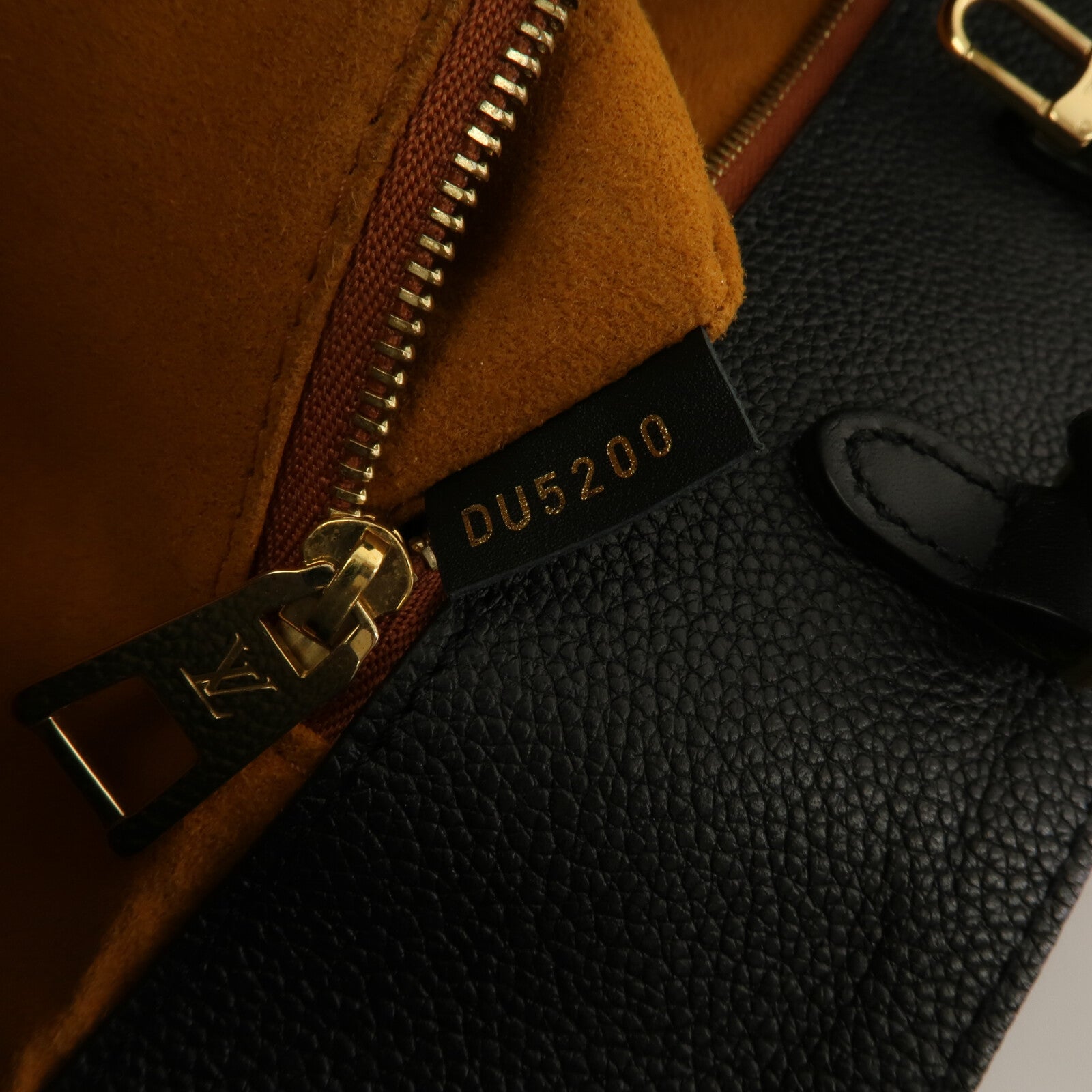 LOUIS VUITTON Monogram Empreinte On The Go GM手挽肩背兩用袋