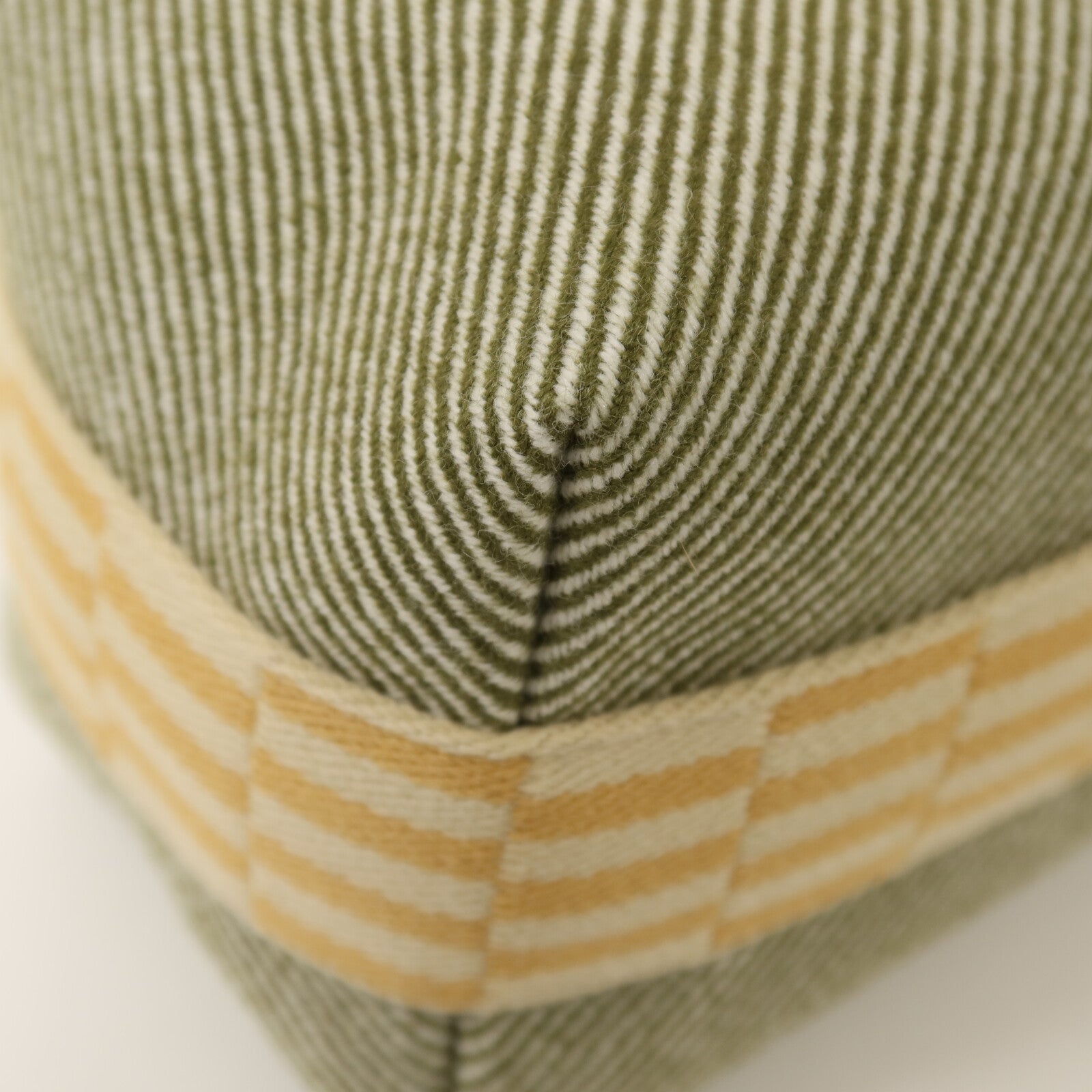 HERMES 帆布Bride-A Brac Cabriole PM銀扣手挽袋Green/Yellow/Beige