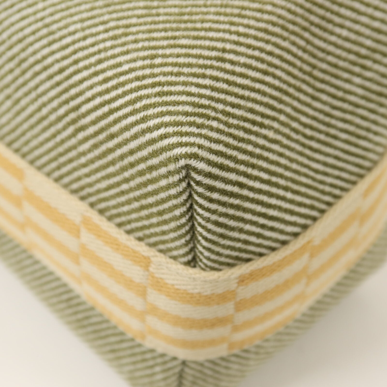 HERMES 帆布Bride-A Brac Cabriole PM銀扣手挽袋Green/Yellow/Beige
