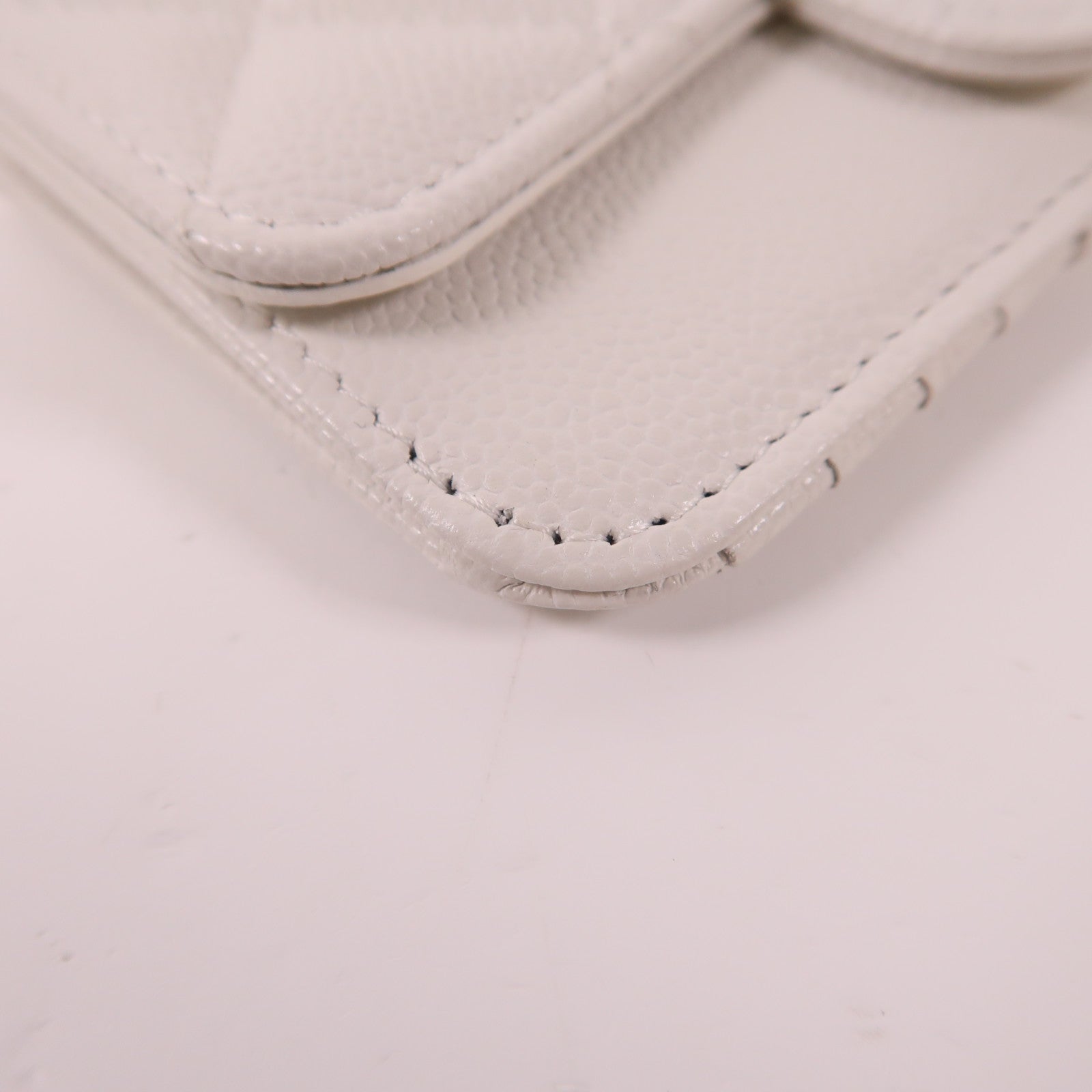 CHANEL CC GHW Card Case Calfskin Leather White