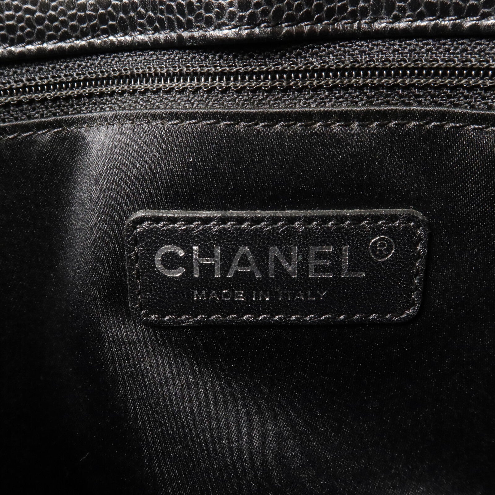 CHANEL 牛皮皮革GST Grand Shopping Tote Bag鏈帶肩背袋