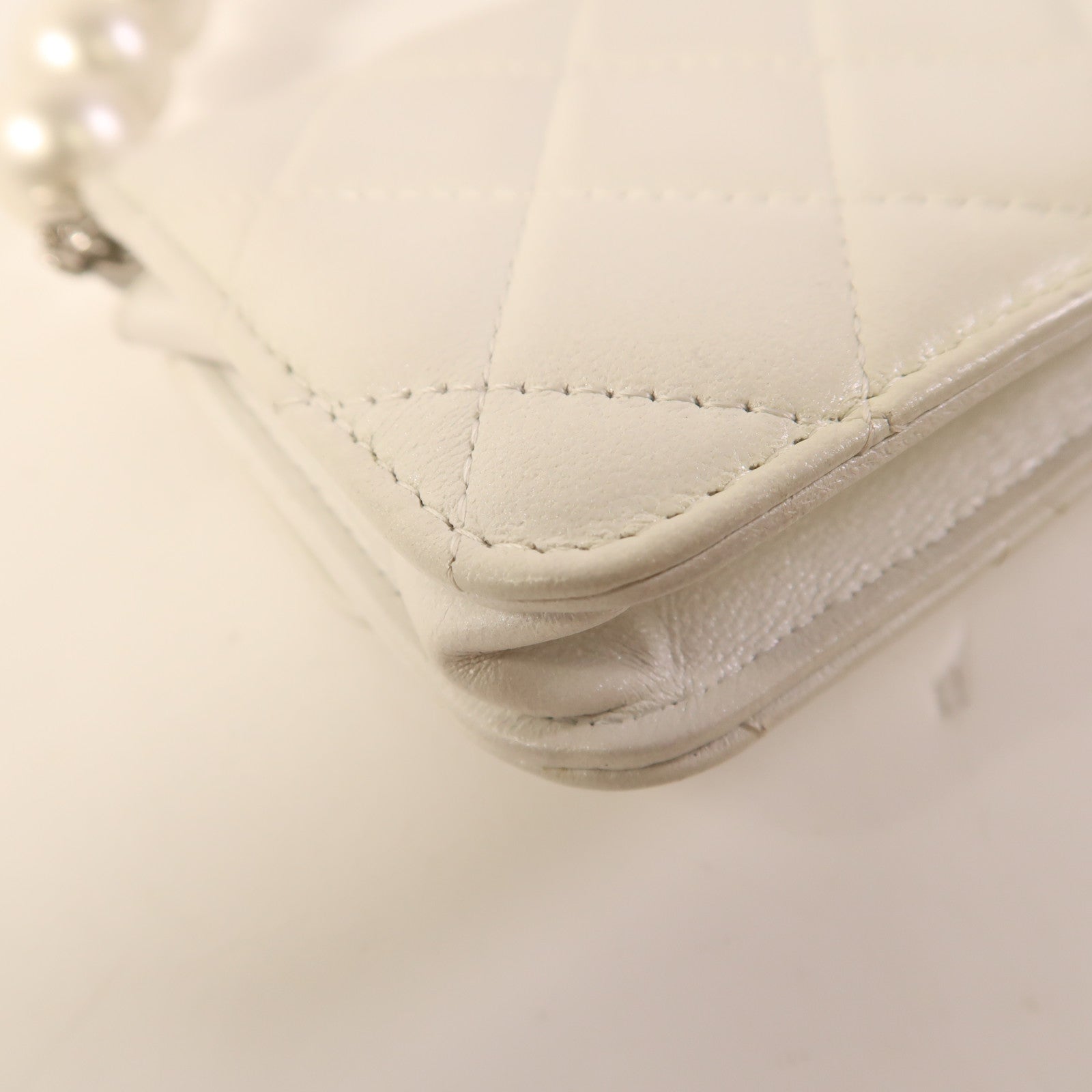 CHANEL CC Wallet On Chain Shoulder Bag Calfskin Leather White