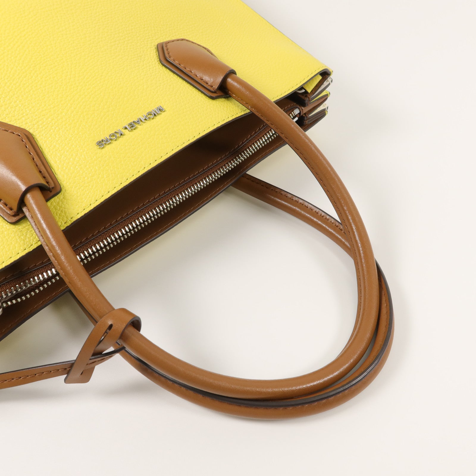 Michael Kors 牛皮皮革Mercer Medium手挽肩背兩用袋