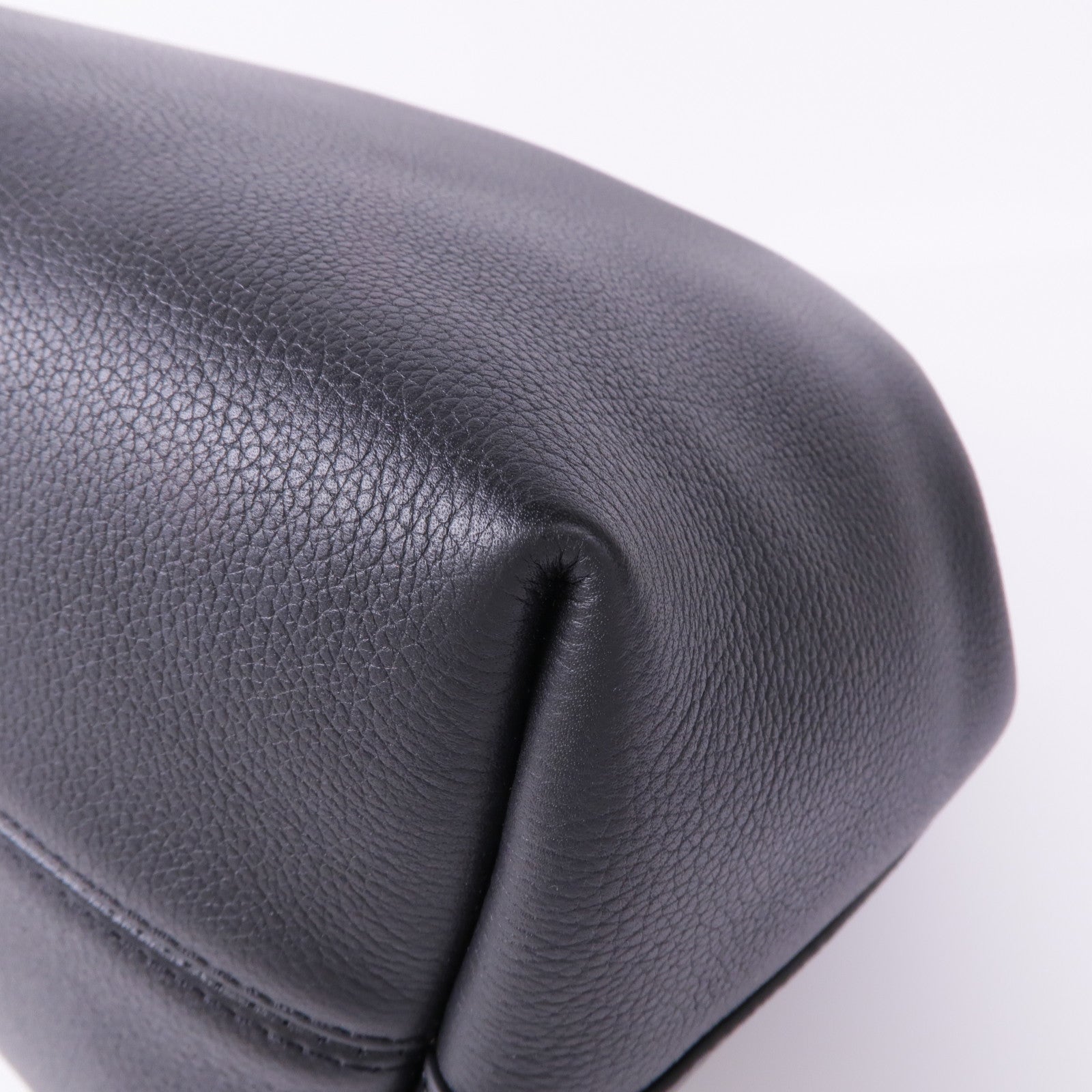 LOUIS VUITTON 牛皮皮革Lockme Bucket金扣手挽肩背兩用袋
