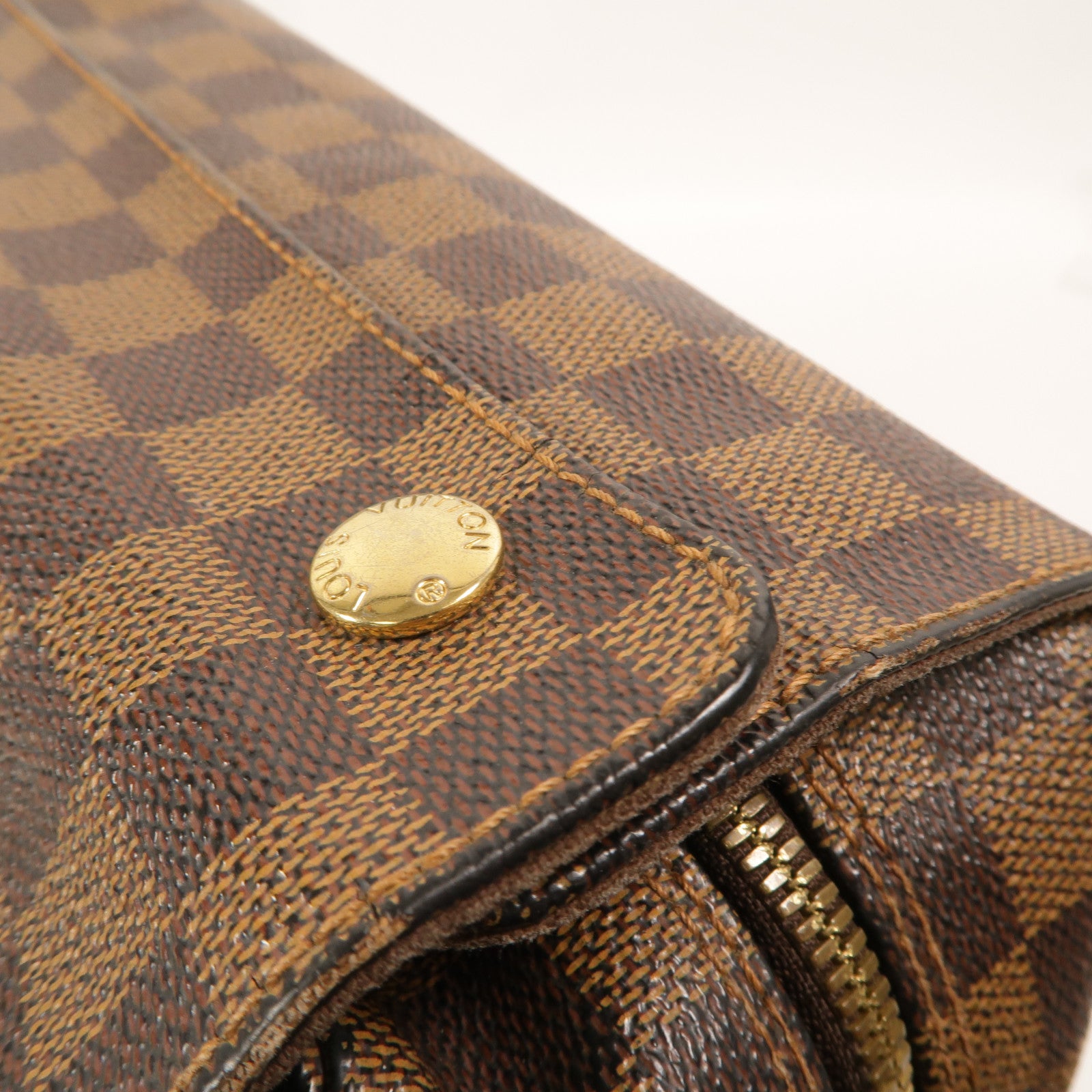 LOUIS VUITTON Damier Naviglio肩背袋