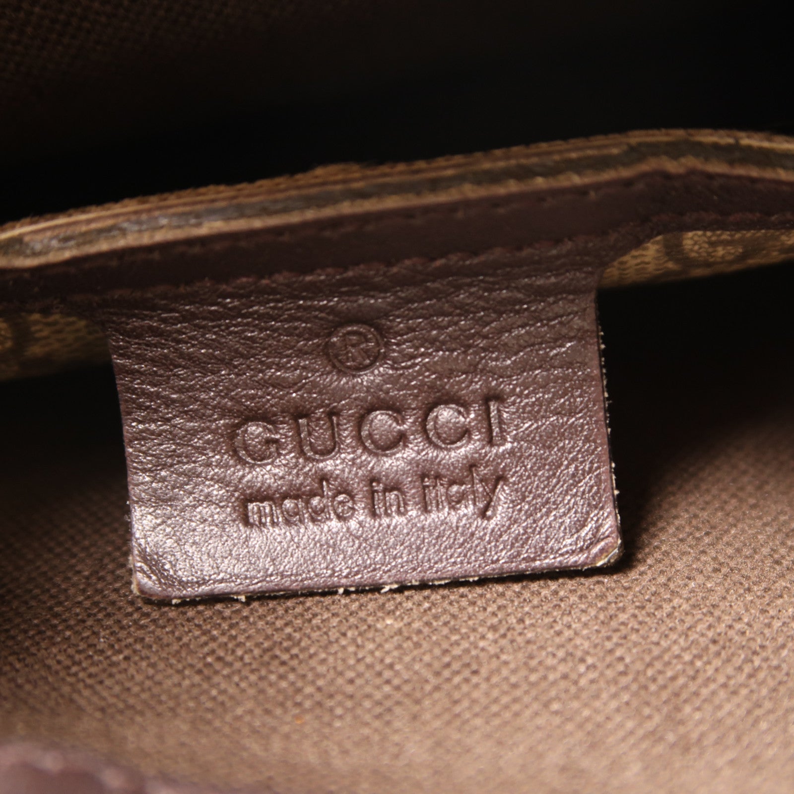 GUCCI 塗層帆布Shoulder Bag金扣肩背袋棕色