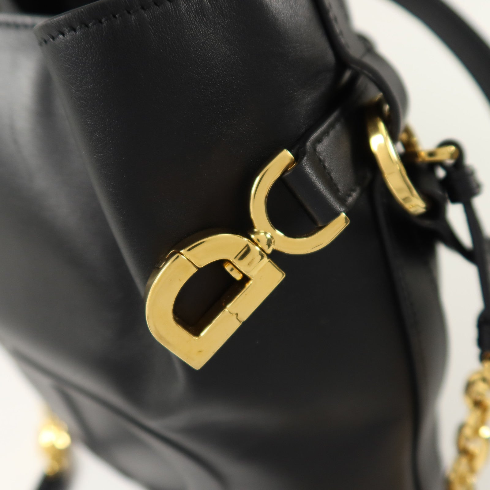 Dior 牛皮皮革Medium C'est Dior Bucket Bag金扣手挽肩背兩用袋