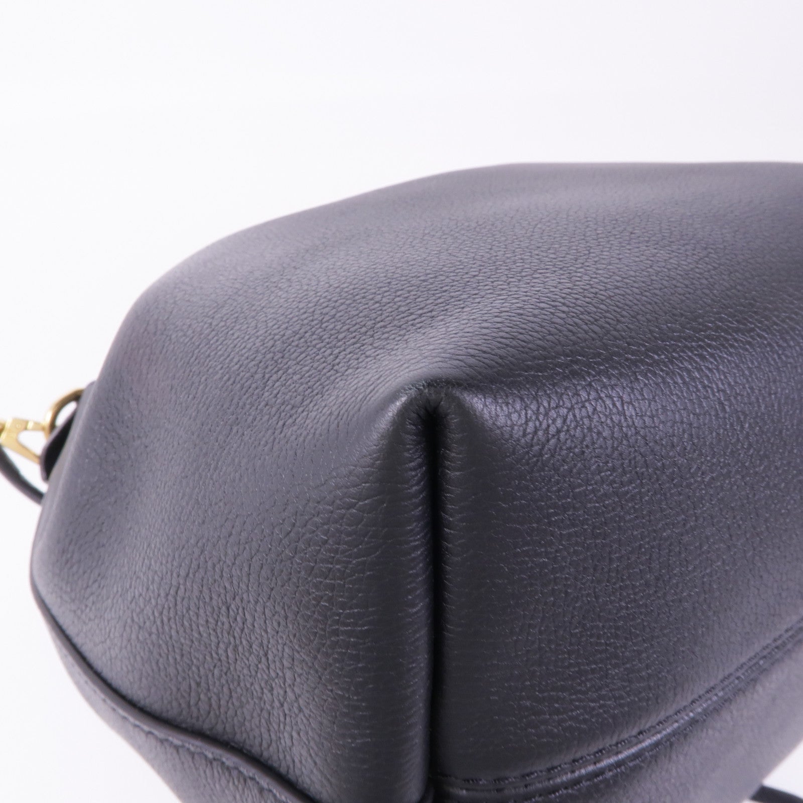 LOUIS VUITTON 牛皮皮革Lockme Bucket金扣手挽肩背兩用袋