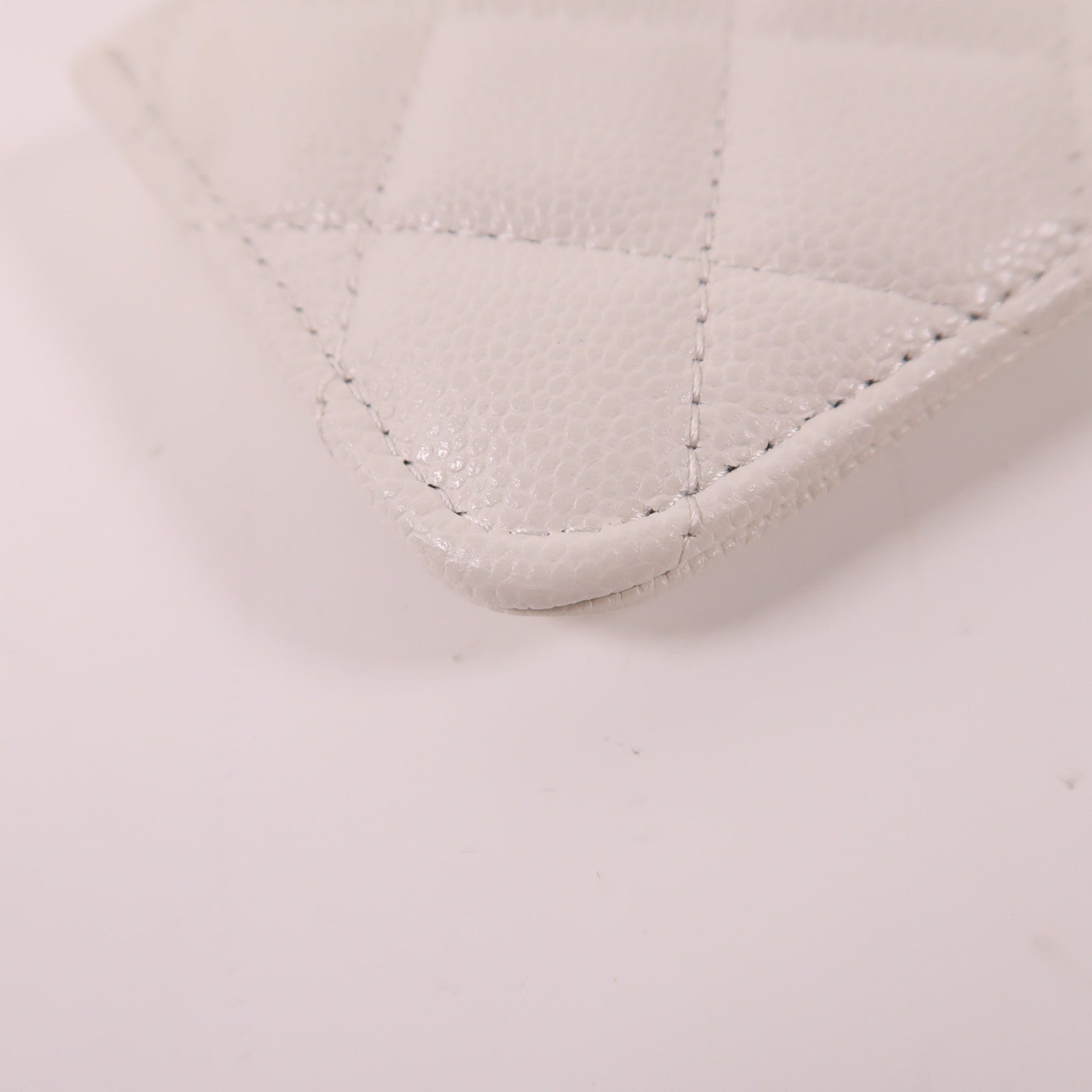 CHANEL CC GHW Card Case Calfskin Leather White