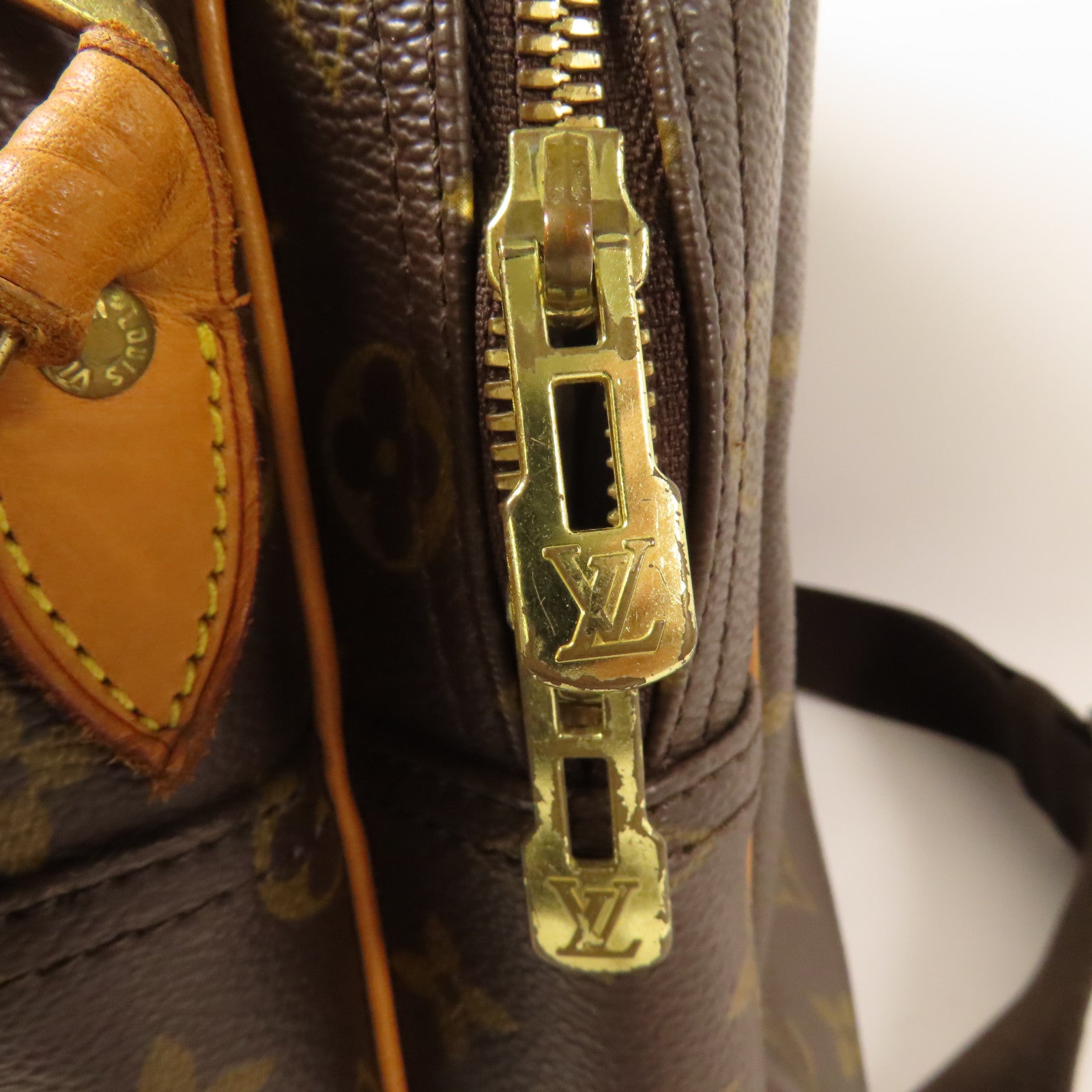 LOUIS VUITTON Monogram Reporter GM金扣肩背袋