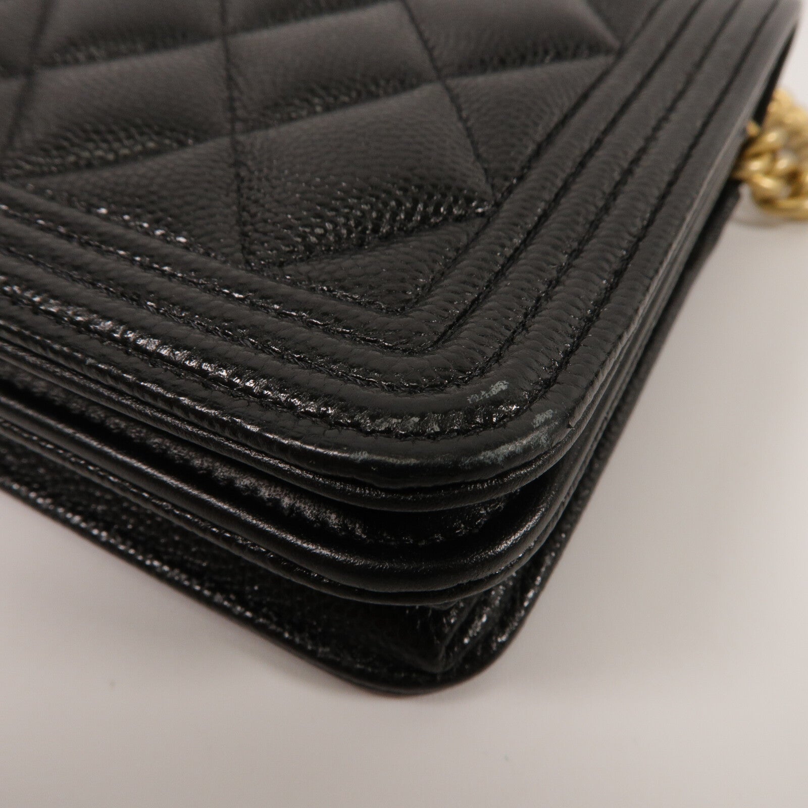 CHANEL 牛皮皮革Boy Wallet On Chain鏈帶肩背袋