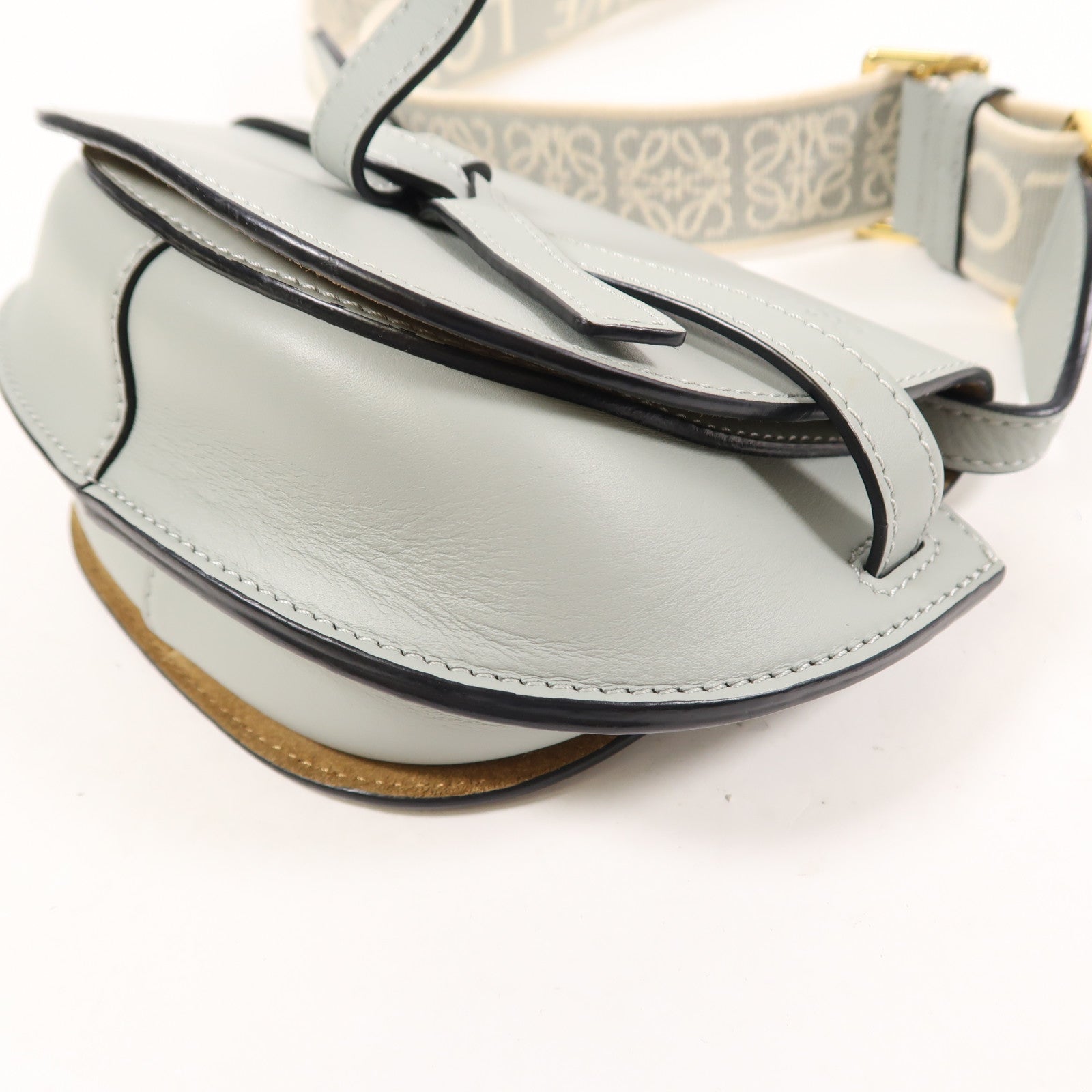 LOEWE 牛皮皮革Mini Gate金扣肩背袋