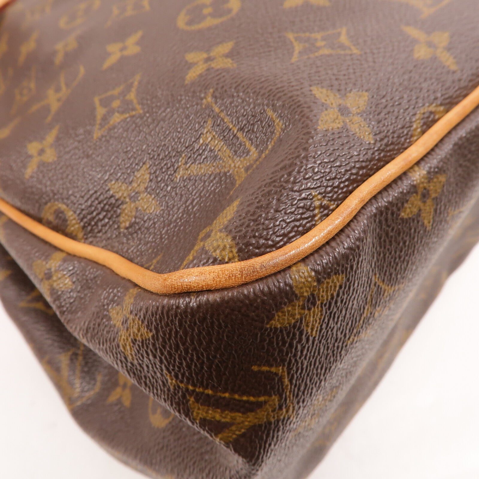 LOUIS VUITTON Monogram Batignolles肩背袋