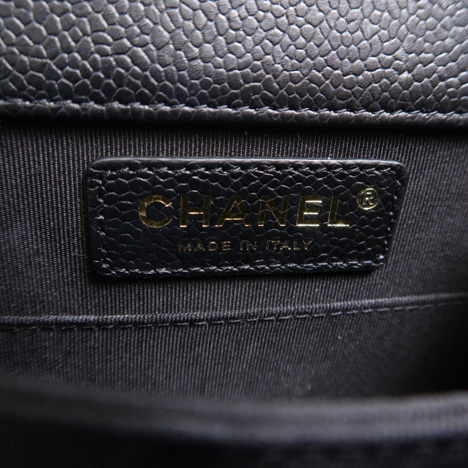 CHANEL 牛皮皮革North South Boy鏈帶肩背袋