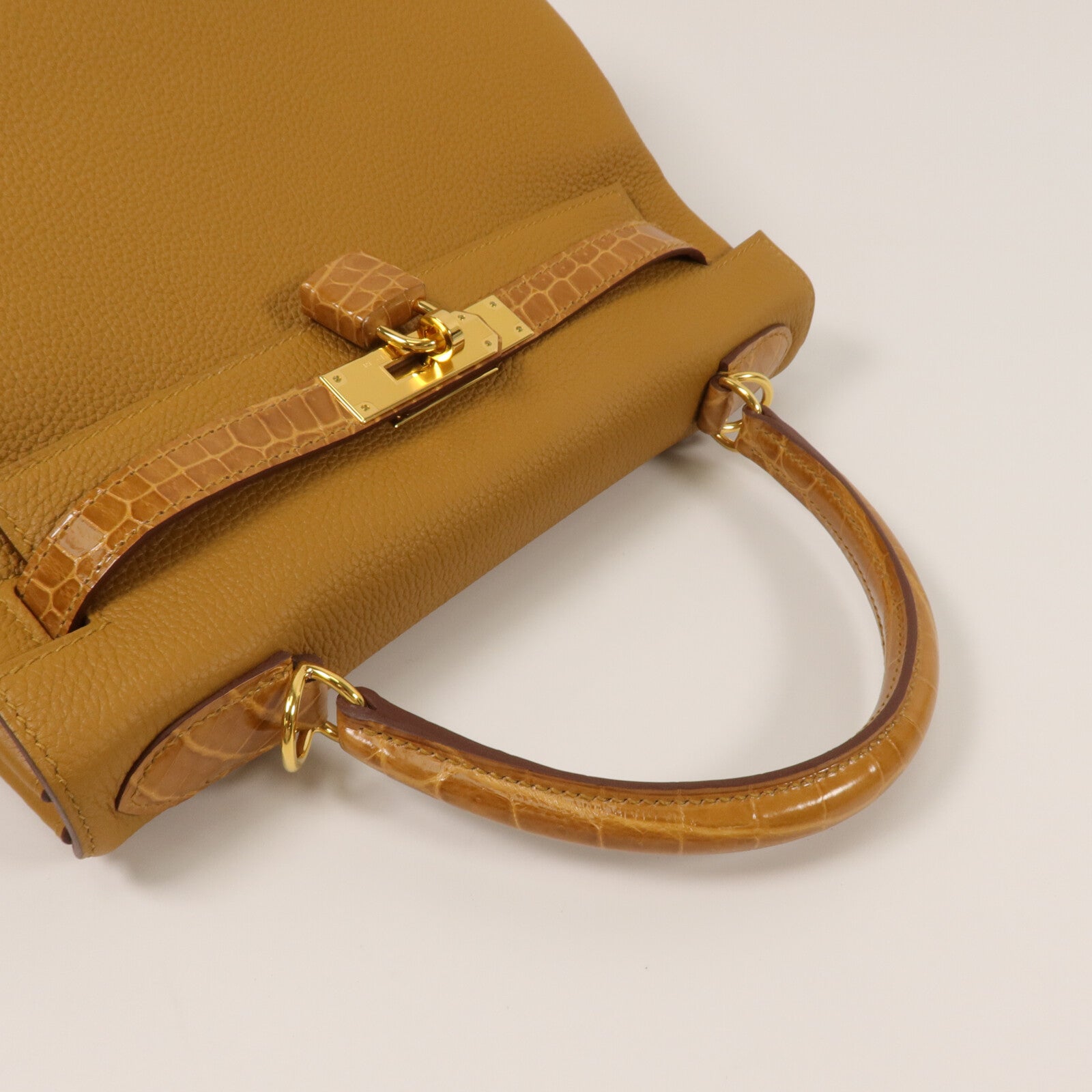 HERMES Togo/Crocodile皮革Kelly 28 Touch手挽肩背兩用袋Tabac Camel