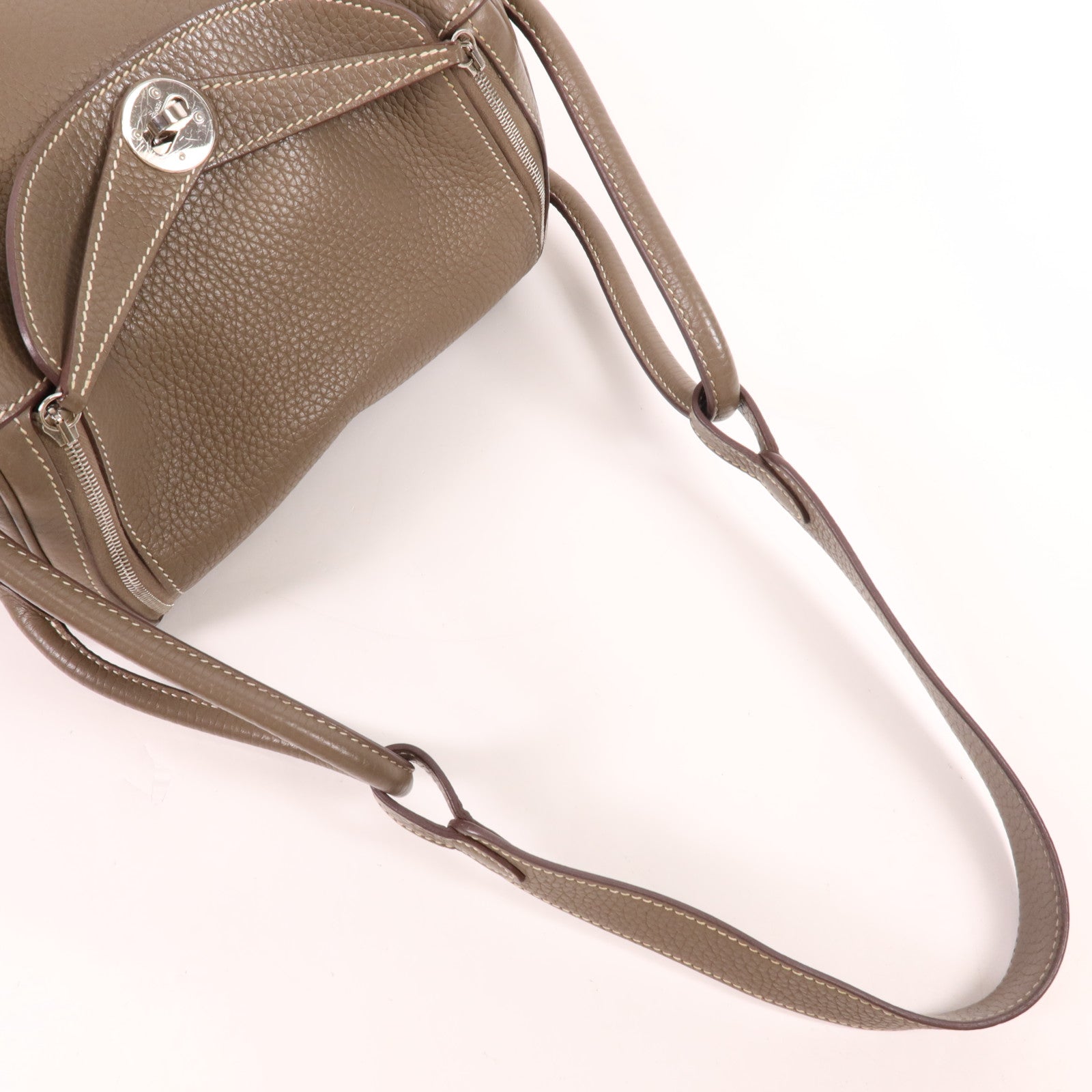 HERMES Clemence皮革Lindy 26銀扣手挽肩背兩用袋Etoupe