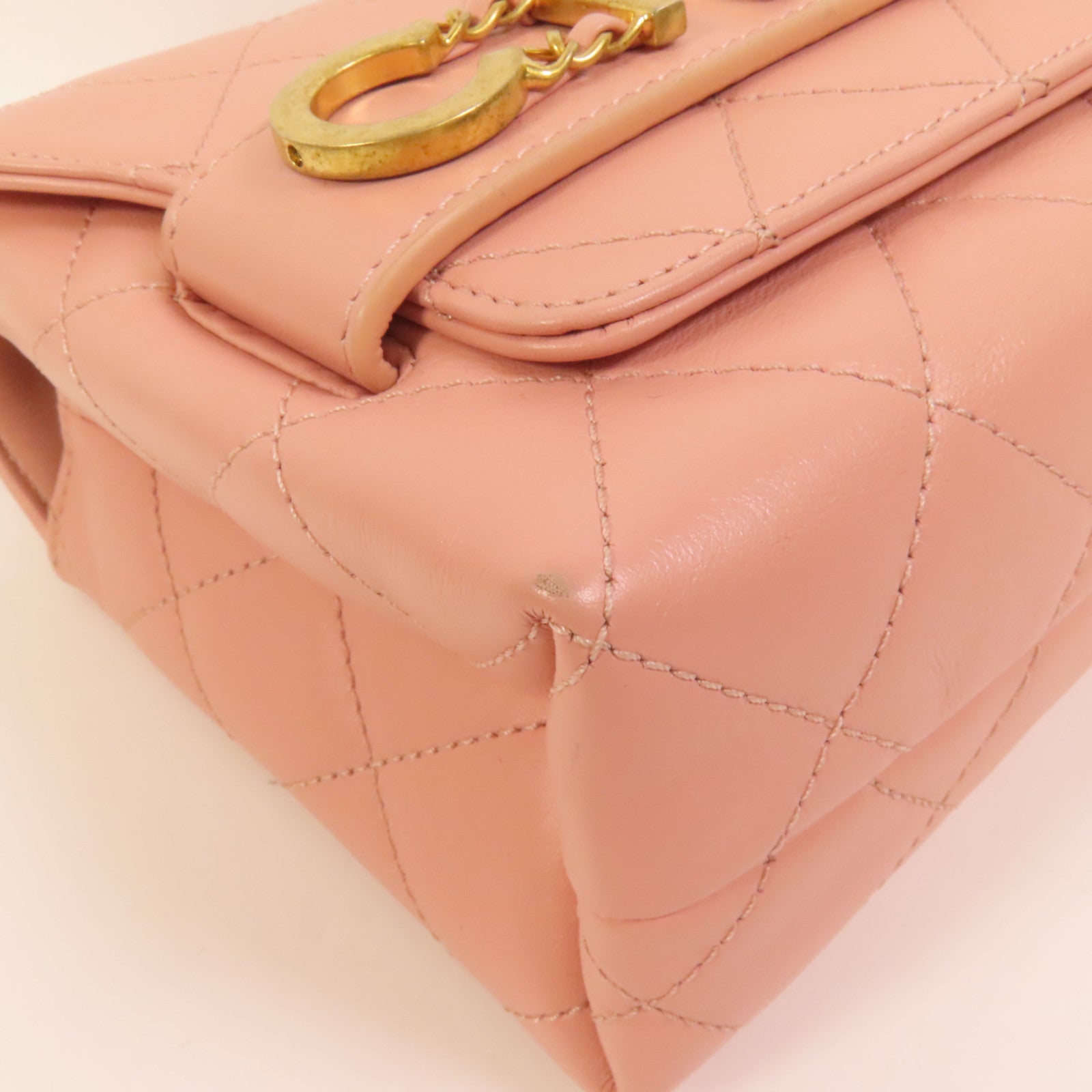 CHANEL 皮革Shoulder Bag金扣鏈帶肩背袋