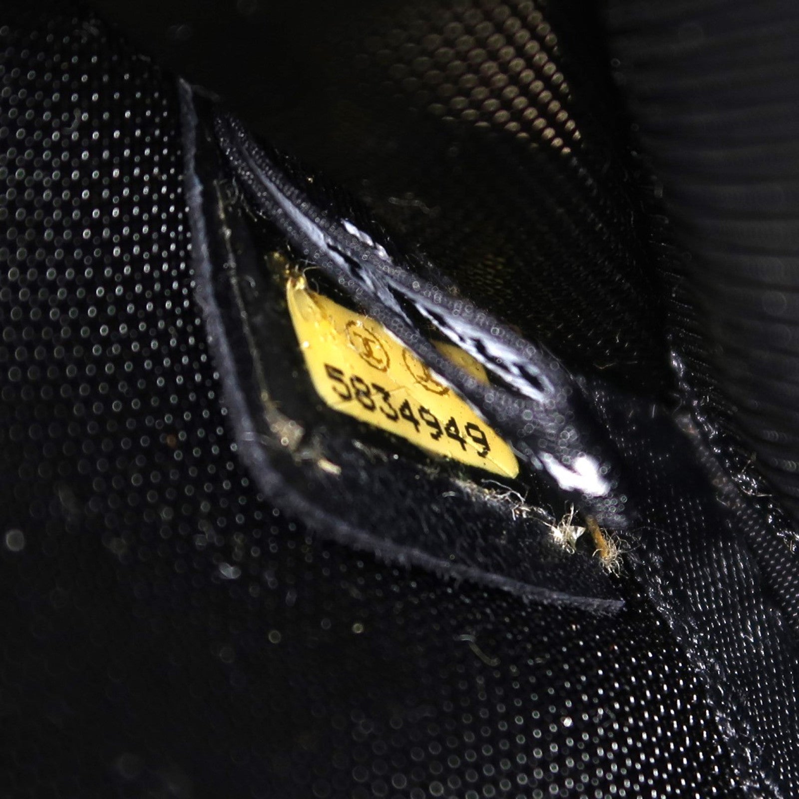 CHANEL 【激減優惠】布料Hip bag coco mark 5th銀扣肩背袋米色