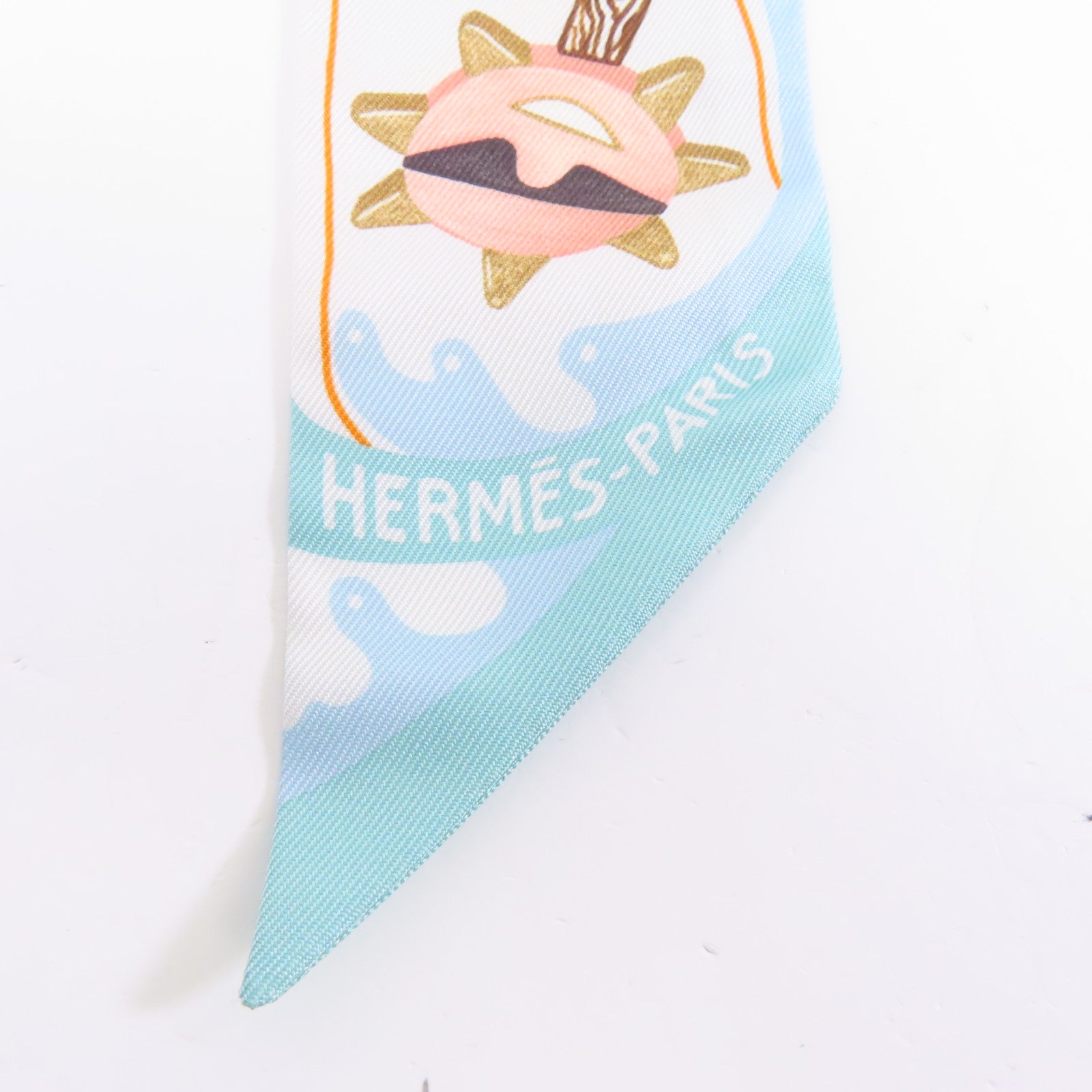 HERMES 絲質Twilly絲巾淺藍色/彩色
