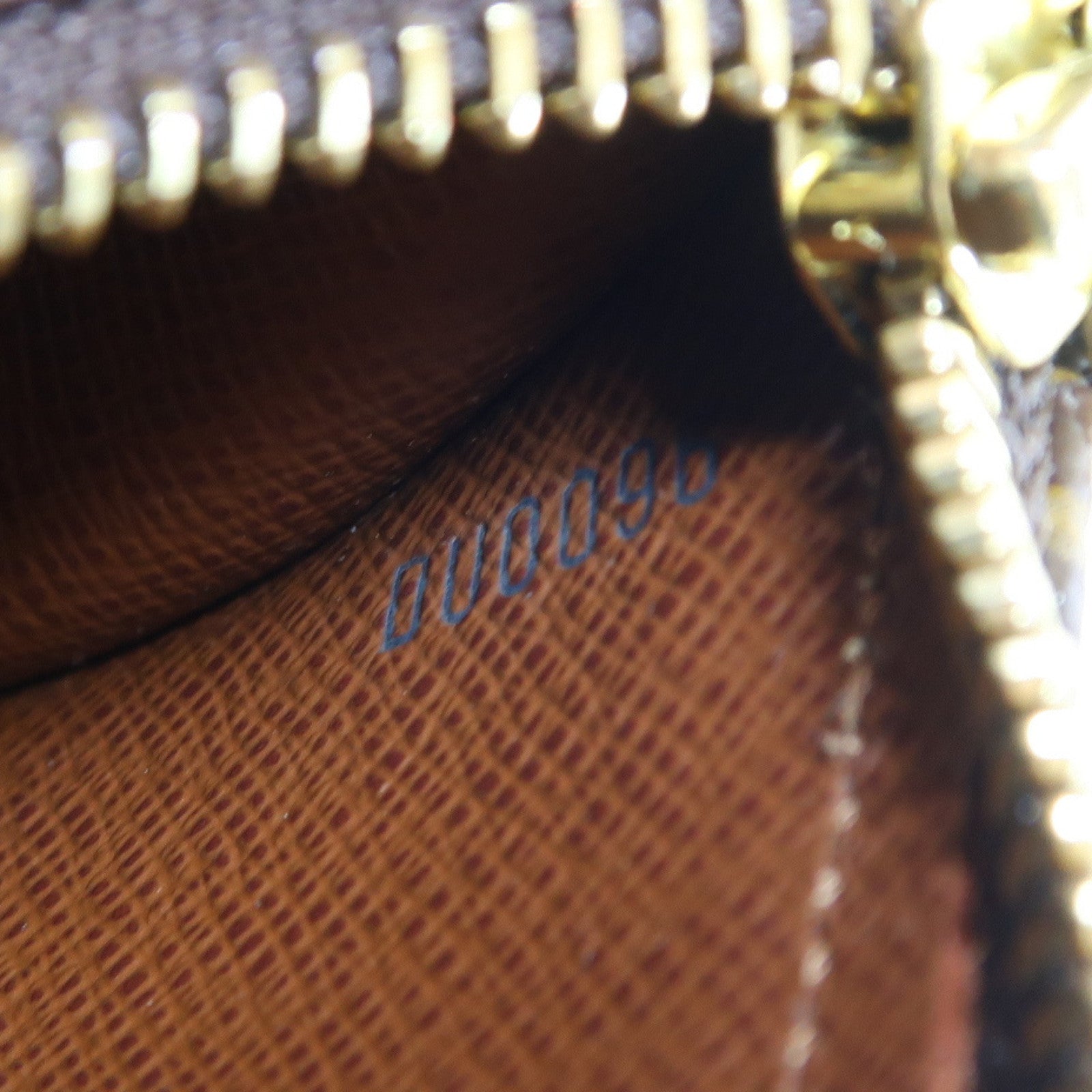 LOUIS VUITTON Monogram Papillon PM金扣手挽袋棕色