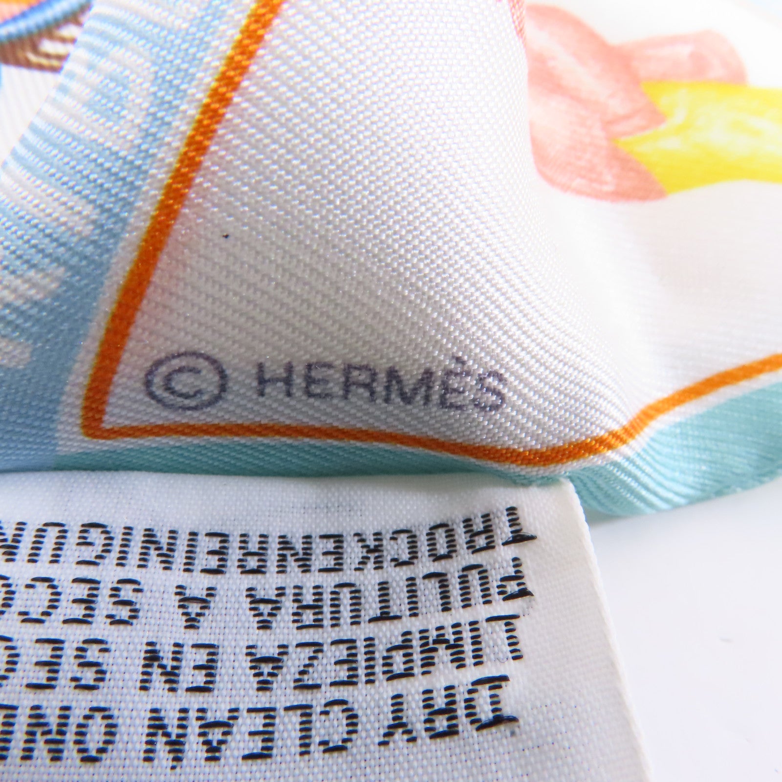 HERMES 絲質Twilly絲巾淺藍色/彩色