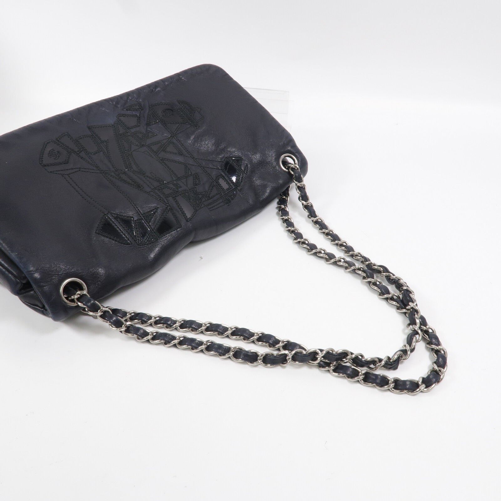 CHANEL 羊皮皮革Bobon Bag鏈帶肩背袋