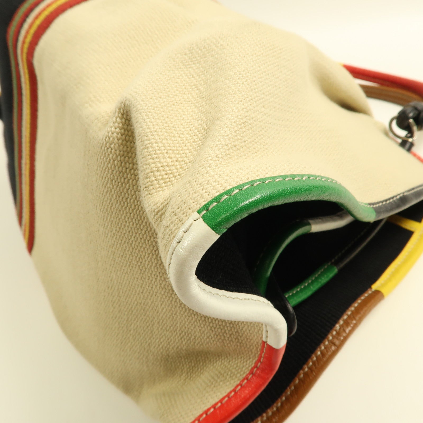 BOTTEGA VENETA 帆布Tote Bag銀扣手挽袋黑色/米色