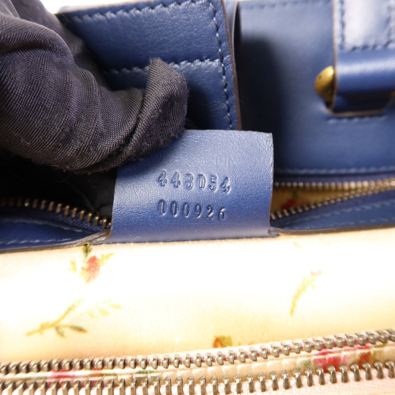 GUCCI 牛仔布Marmont Matelasse金扣手挽肩背兩用袋