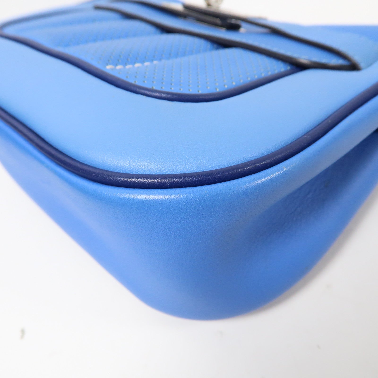 HERMES Swift皮革Mini Berline銀扣肩背袋藍色