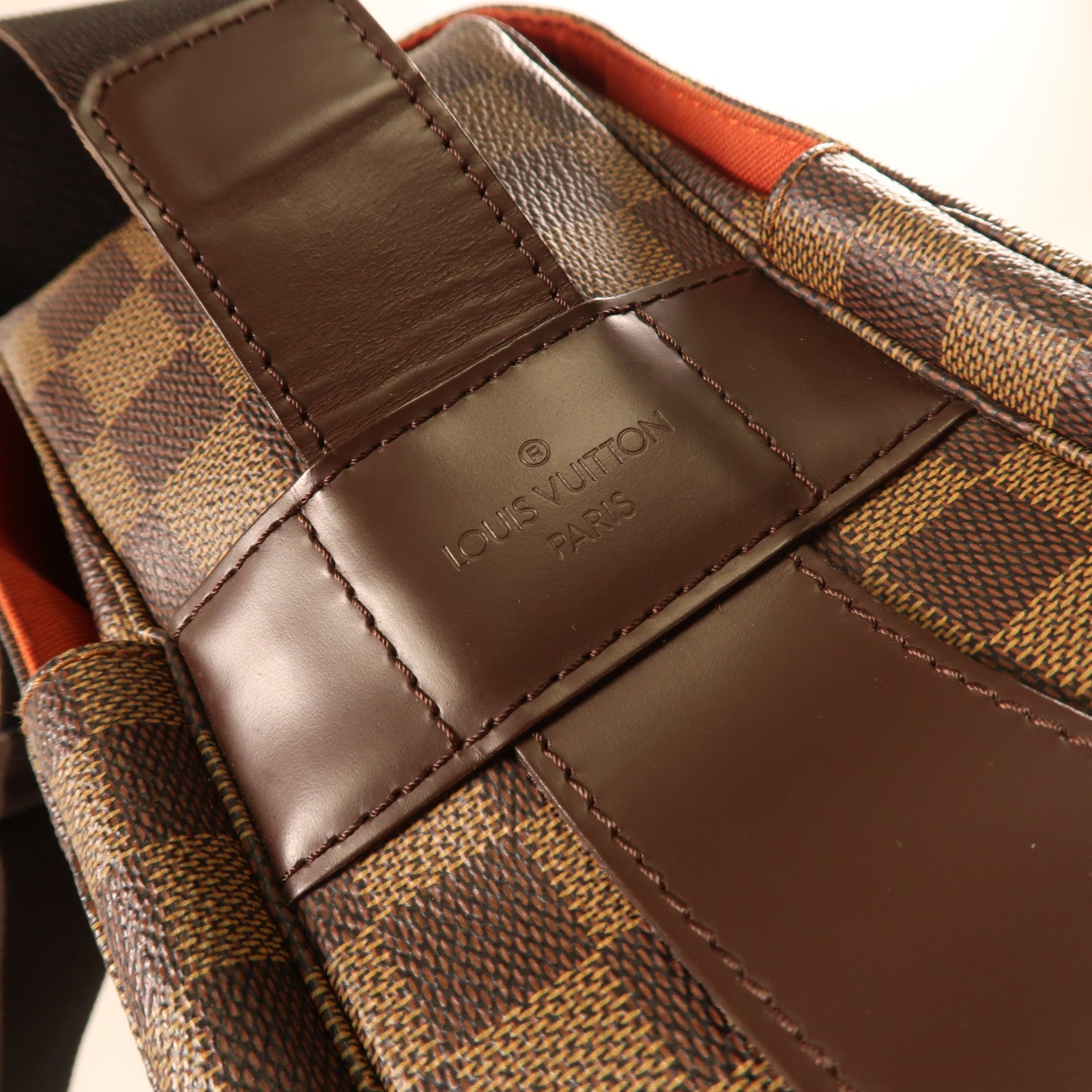 LOUIS VUITTON Damier Naviglio金扣肩背袋啡色