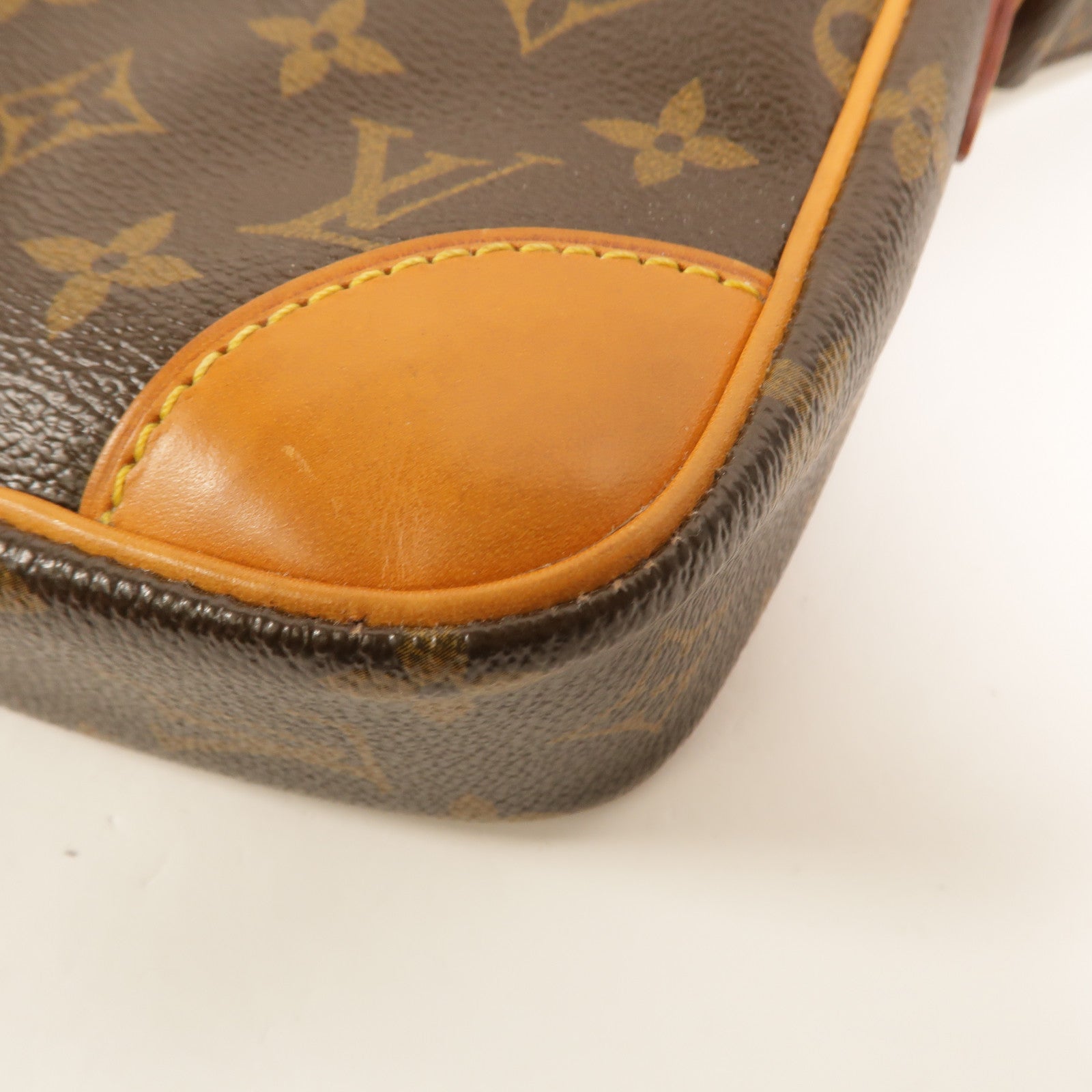 LOUIS VUITTON Monogram Danube肩背袋