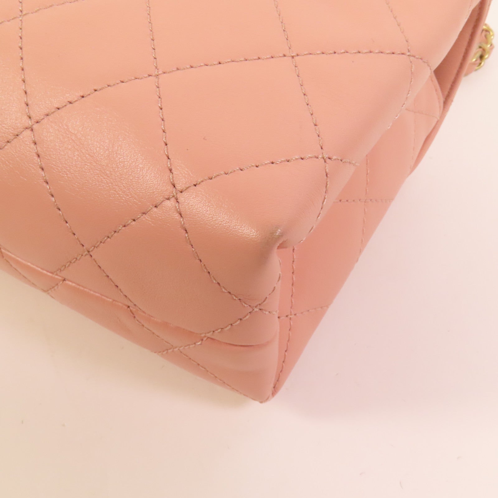 CHANEL 皮革Shoulder Bag金扣鏈帶肩背袋