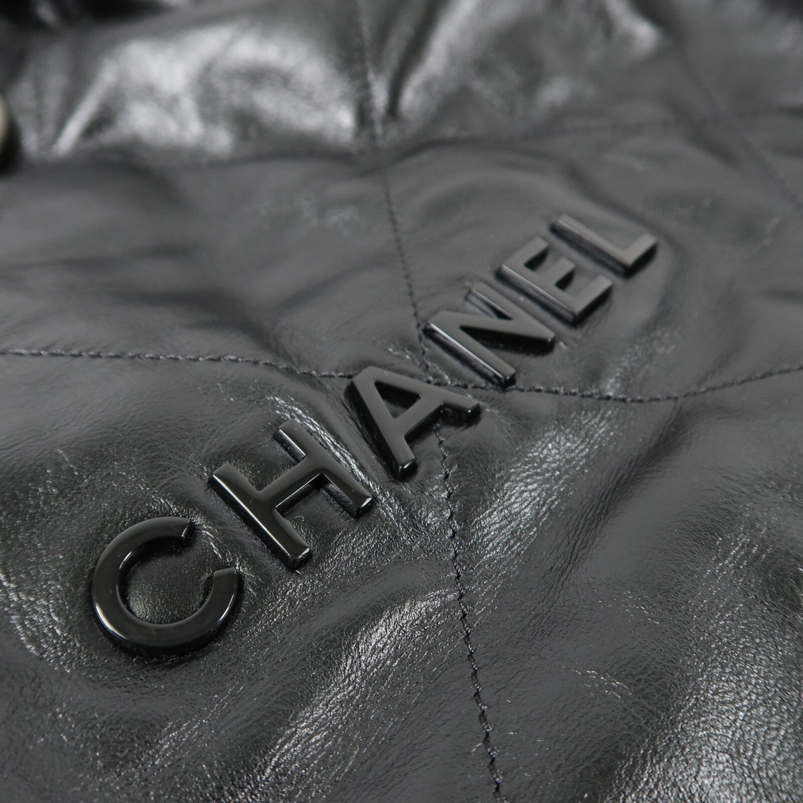 CHANEL 牛皮皮革Chanel 22 Small 鏈帶肩背袋