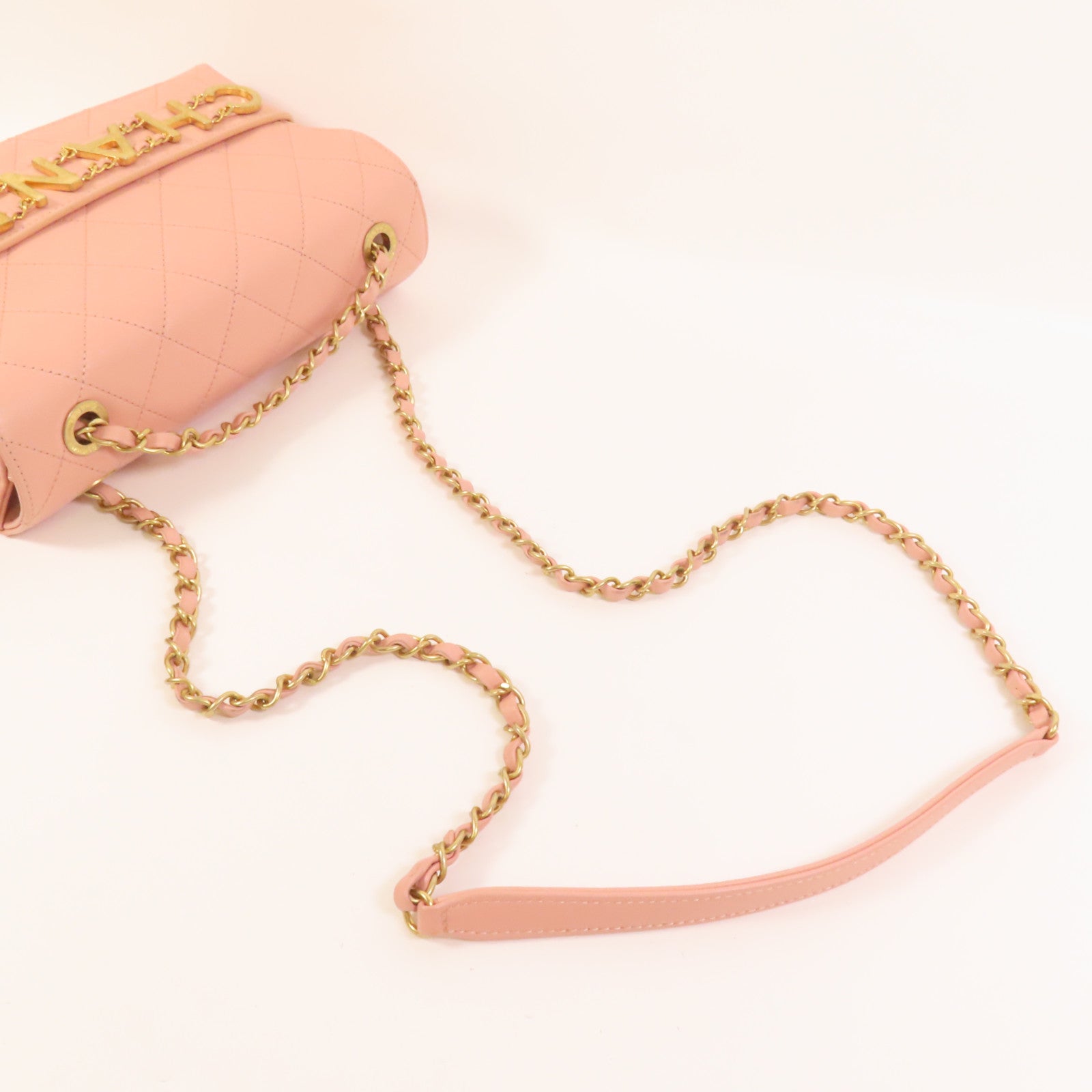 CHANEL 皮革Shoulder Bag金扣鏈帶肩背袋