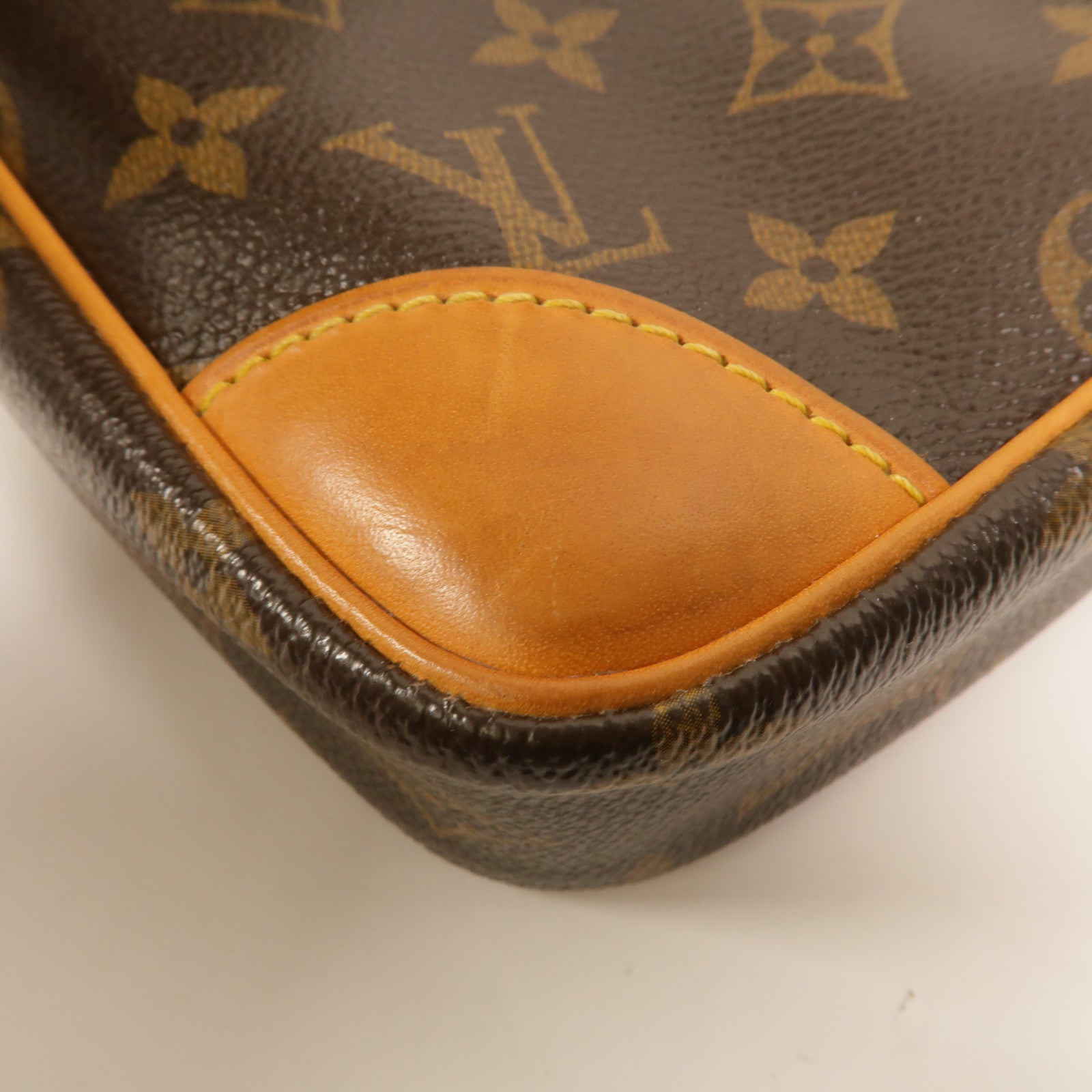 LOUIS VUITTON Monogram Danube肩背袋