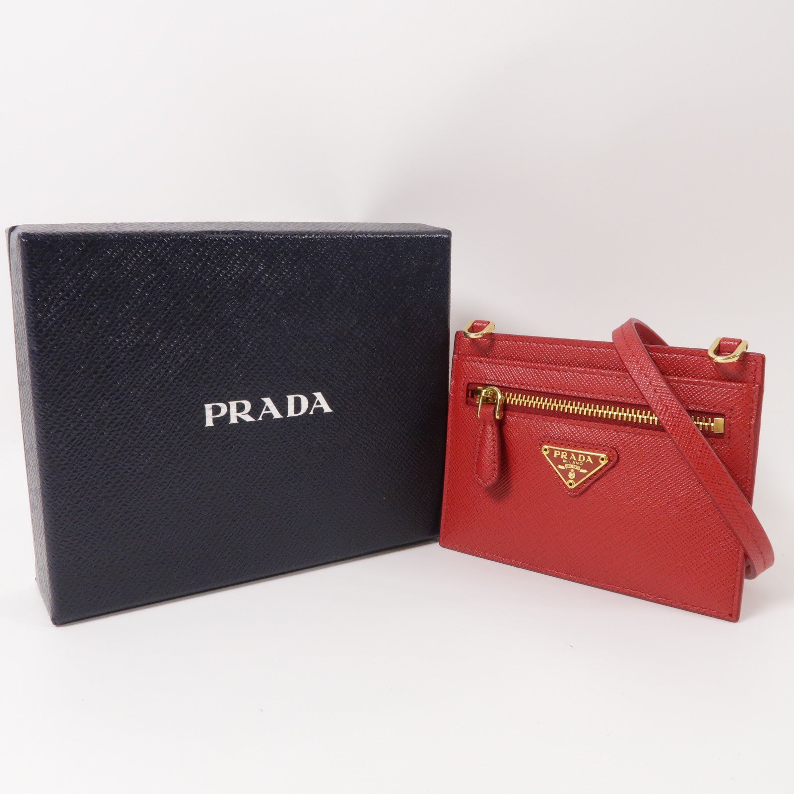 PRADA Saffiano皮革Card Case金扣卡片套紅色