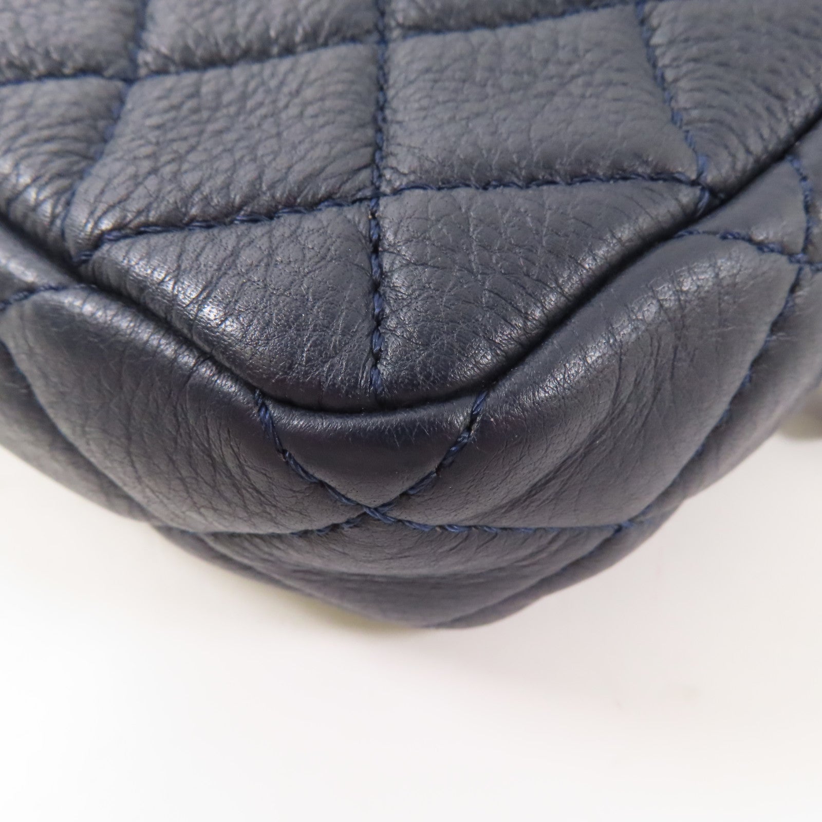CHANEL 牛皮皮革Chain Shoulder銀扣鏈帶肩背袋