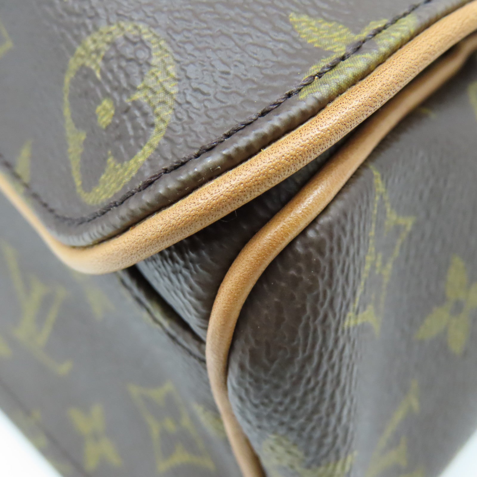 LOUIS VUITTON 【激減優惠】Monogram Abbesses Shoulder Bag金扣肩背袋啡色