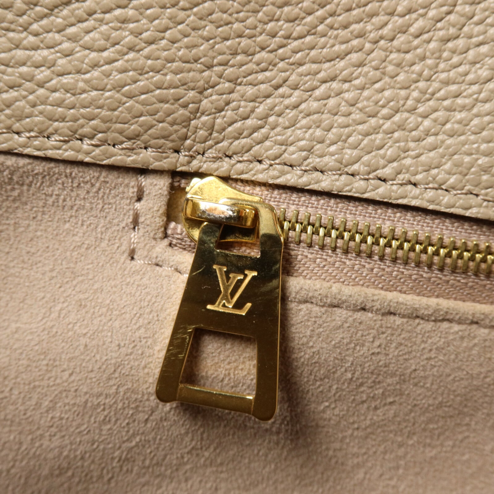 LOUIS VUITTON Monogram Empreinte On The Go MM手挽肩背兩用袋
