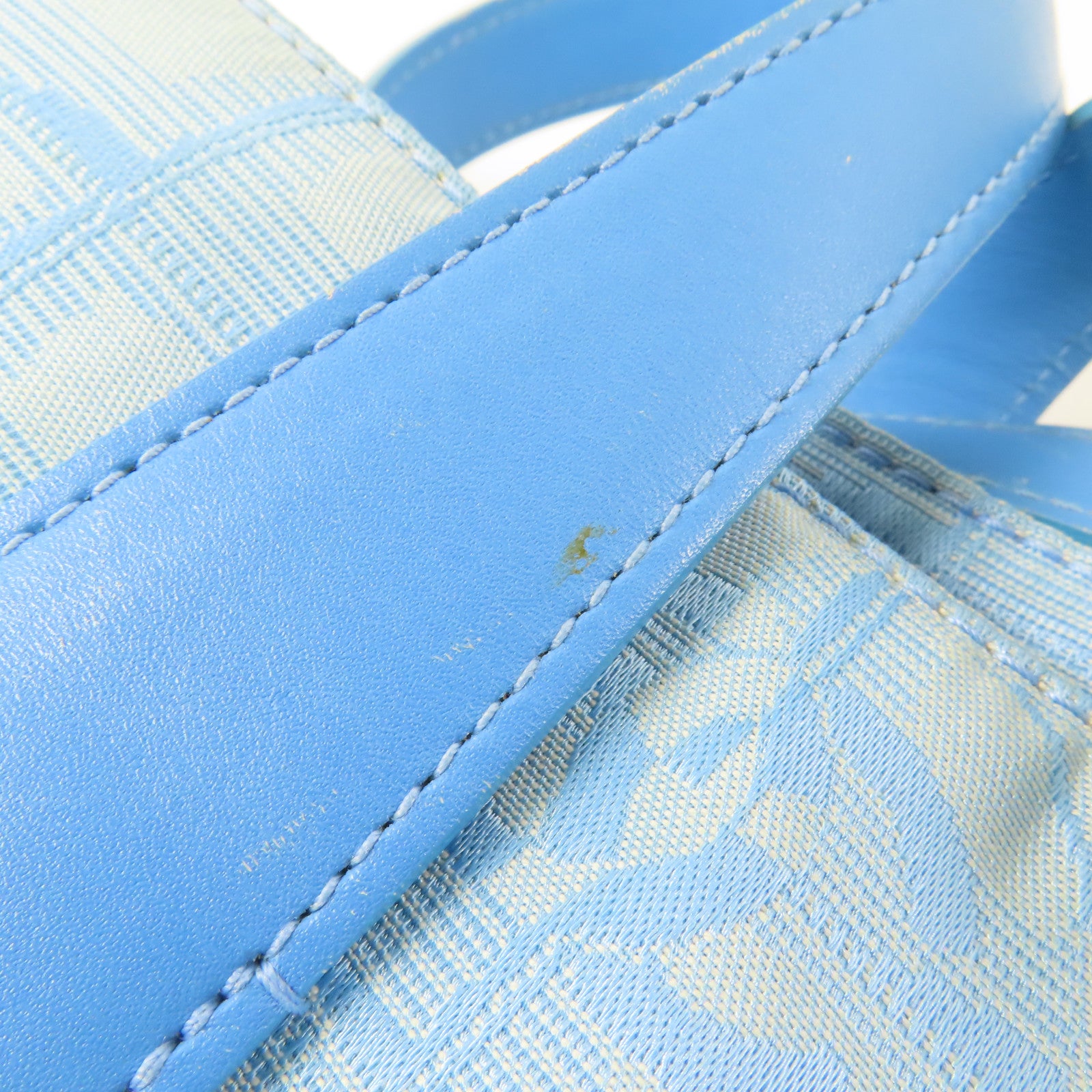 CHANEL 尼龍New Travel Line Tote銀扣手挽袋