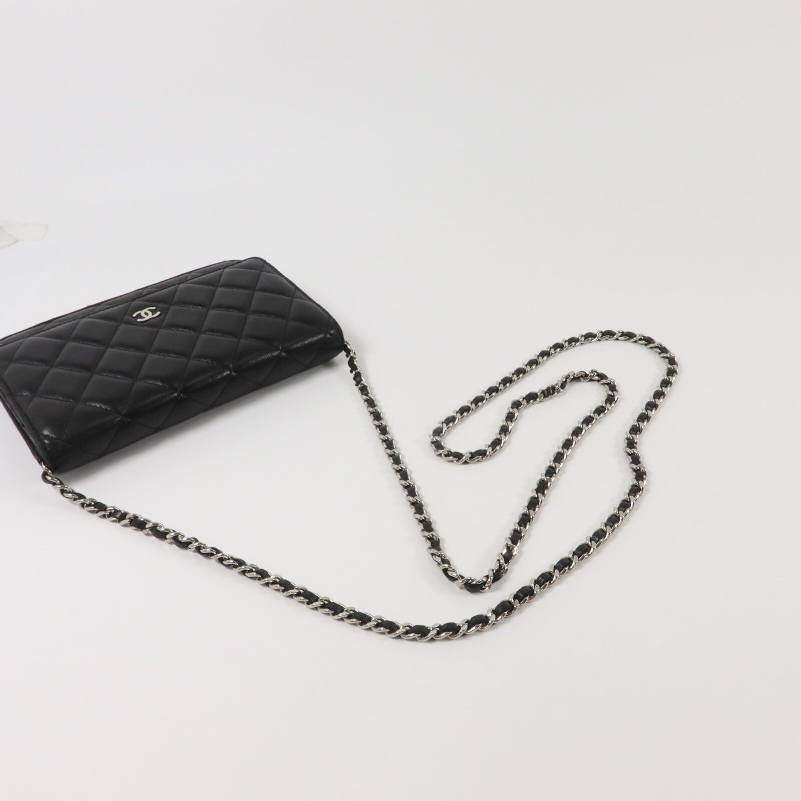 CHANEL 羊皮皮革WOC Wallet On Chain鏈帶肩背袋