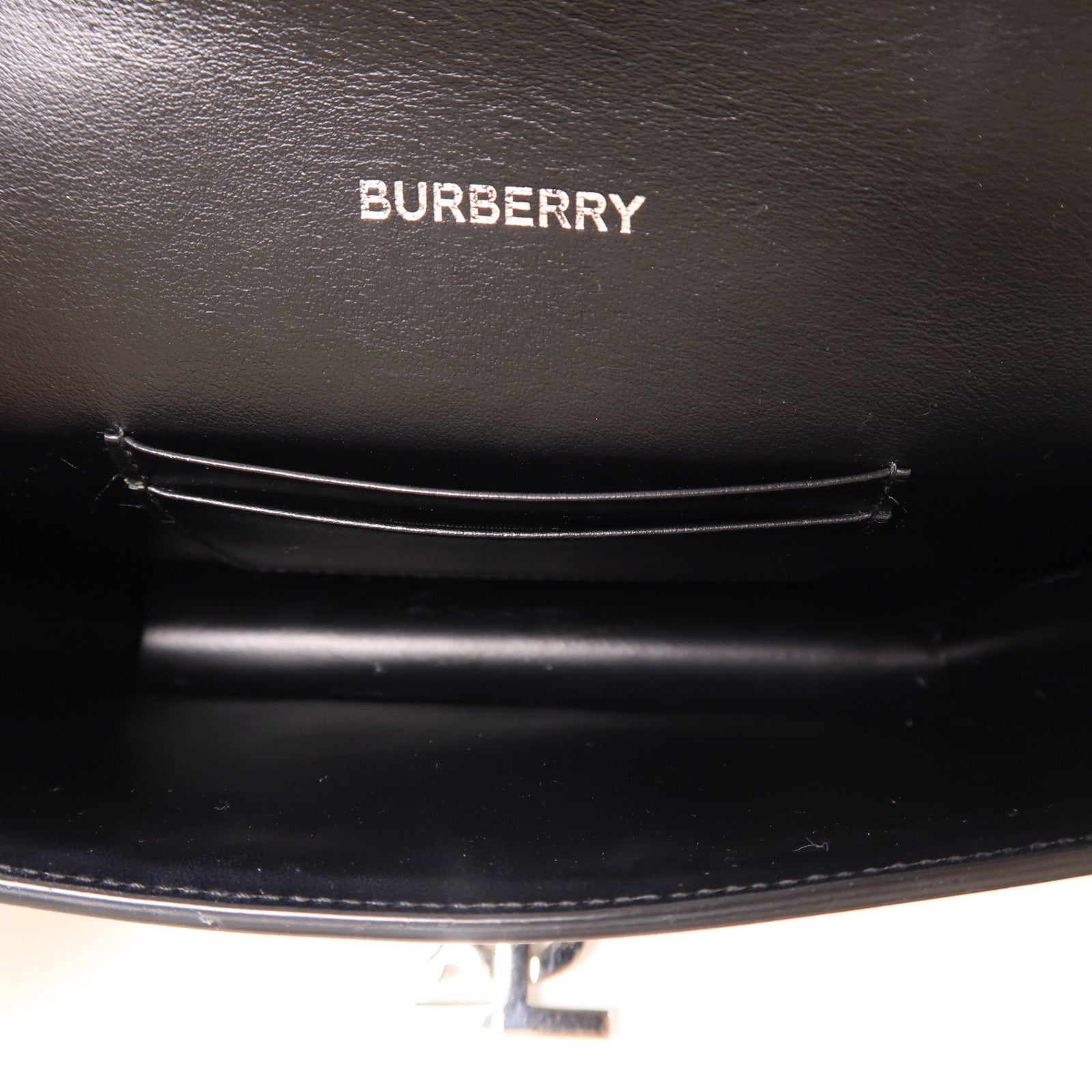 BURBERRY 皮革Shoulder Bag銀扣肩背袋