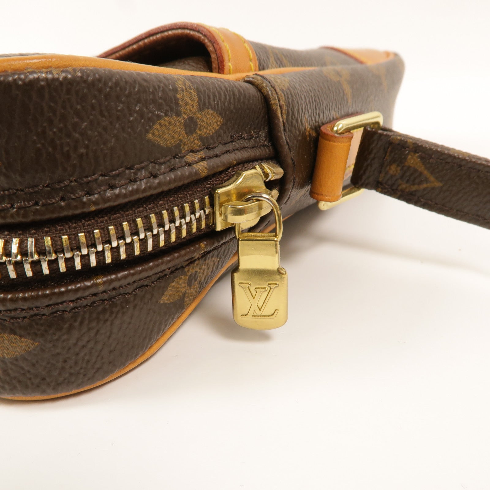 LOUIS VUITTON Monogram Danube肩背袋