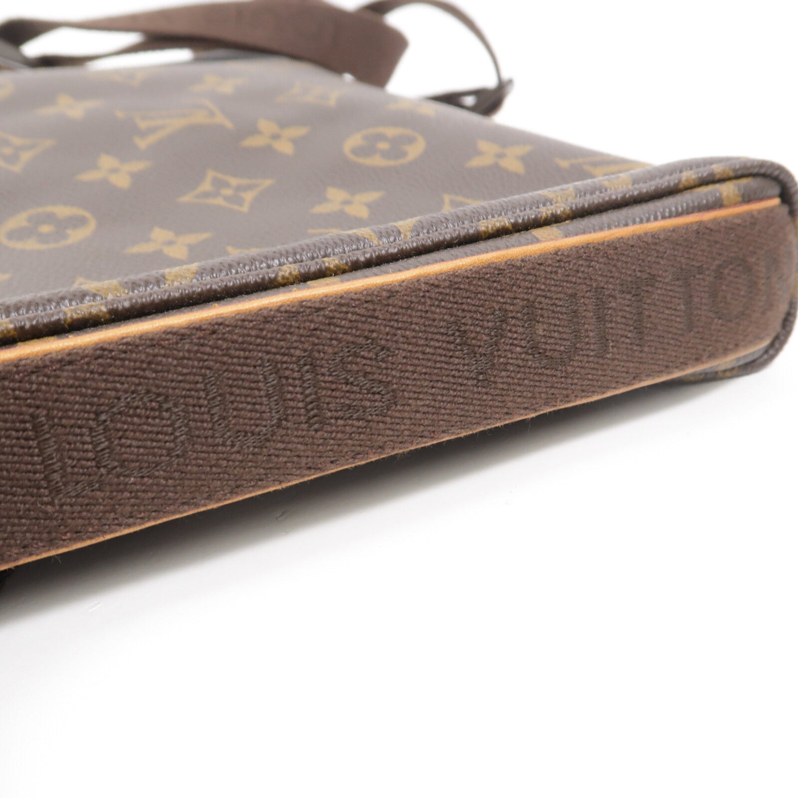 LOUIS VUITTON Monogram Trotteur Beaubourg肩背袋
