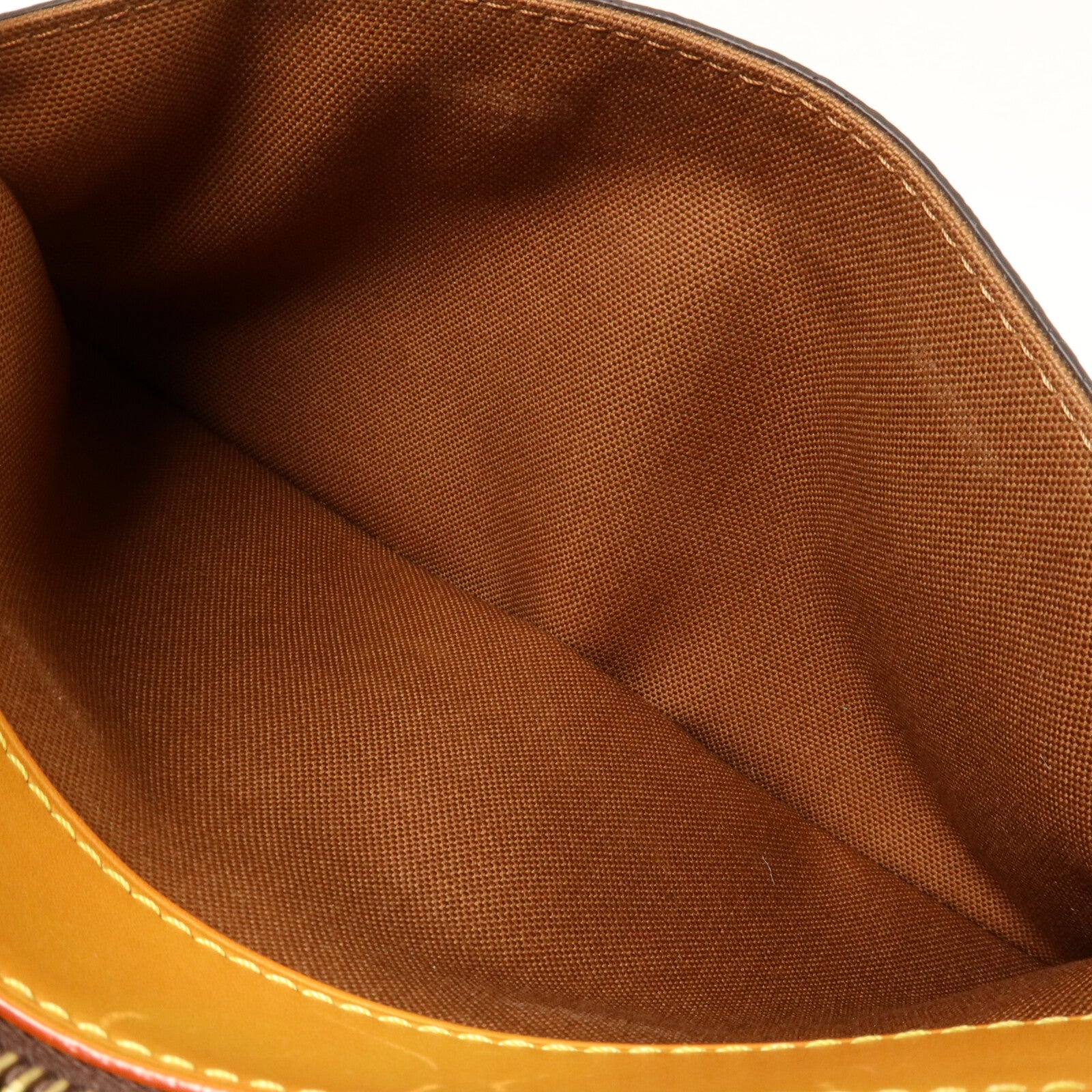 LOUIS VUITTON Monogram Archive Pochette Voyage Souple手拿包