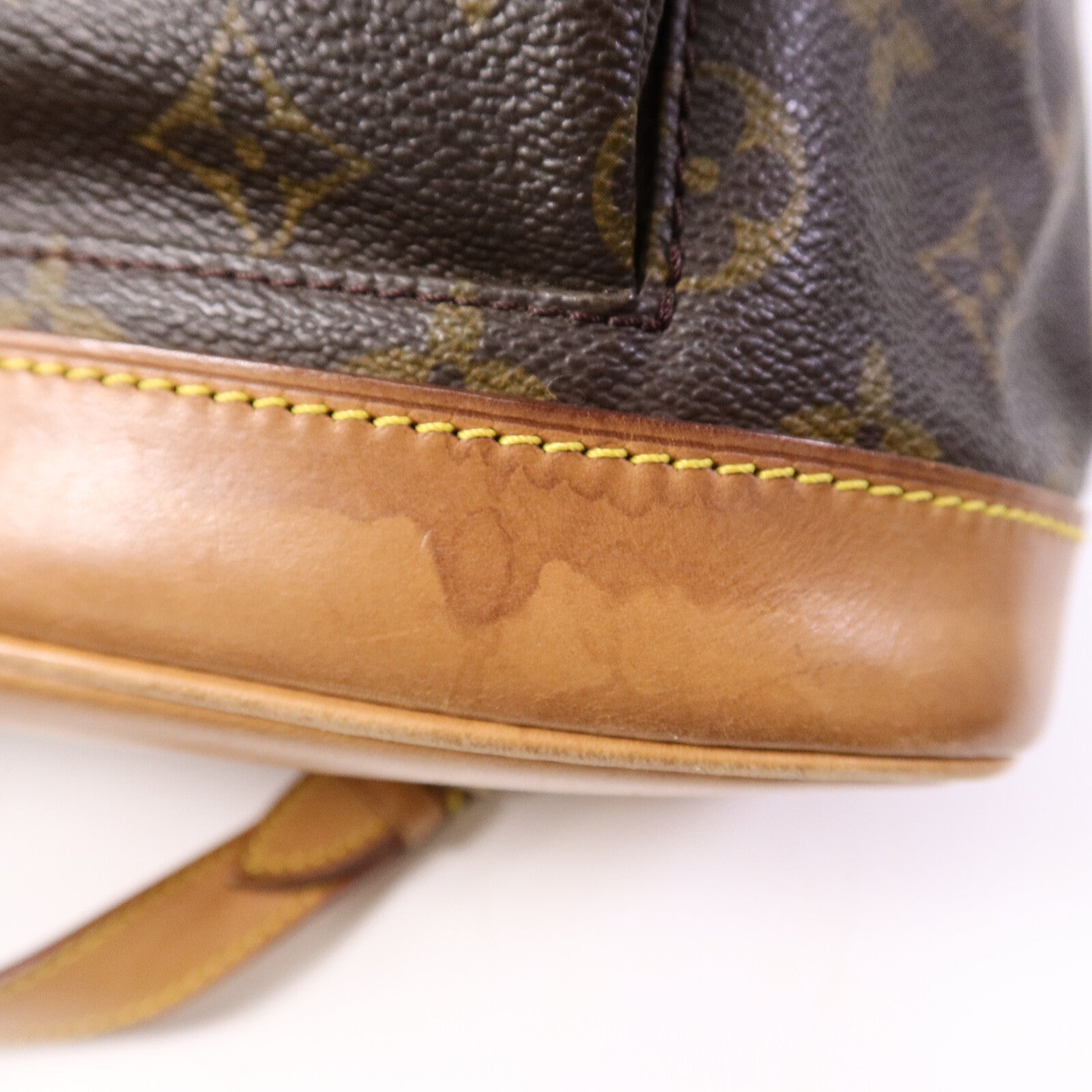 LOUIS VUITTON Monogram Mini Montsouris背包