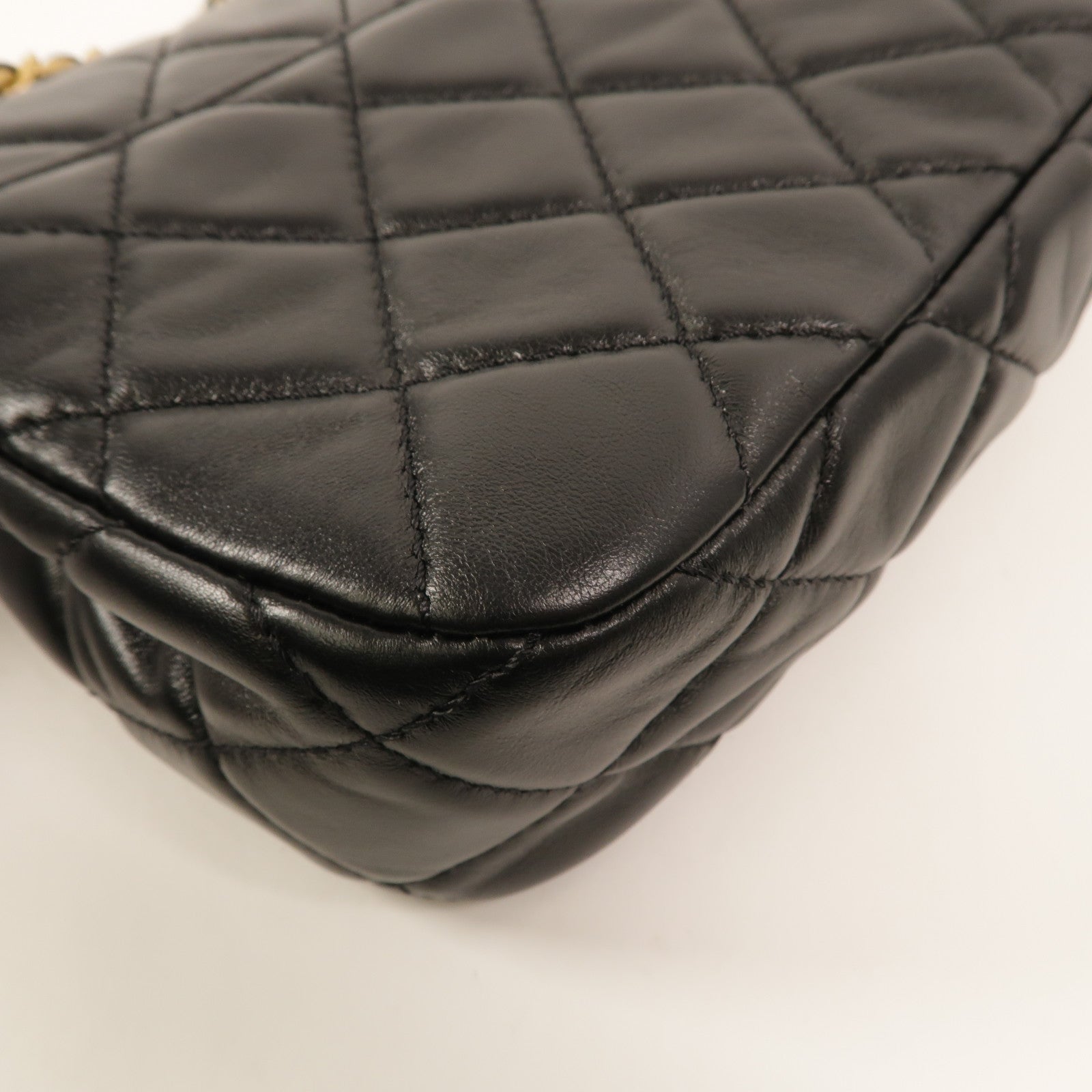 CHANEL 羊皮皮革Mini Flap Bag鏈帶肩背袋